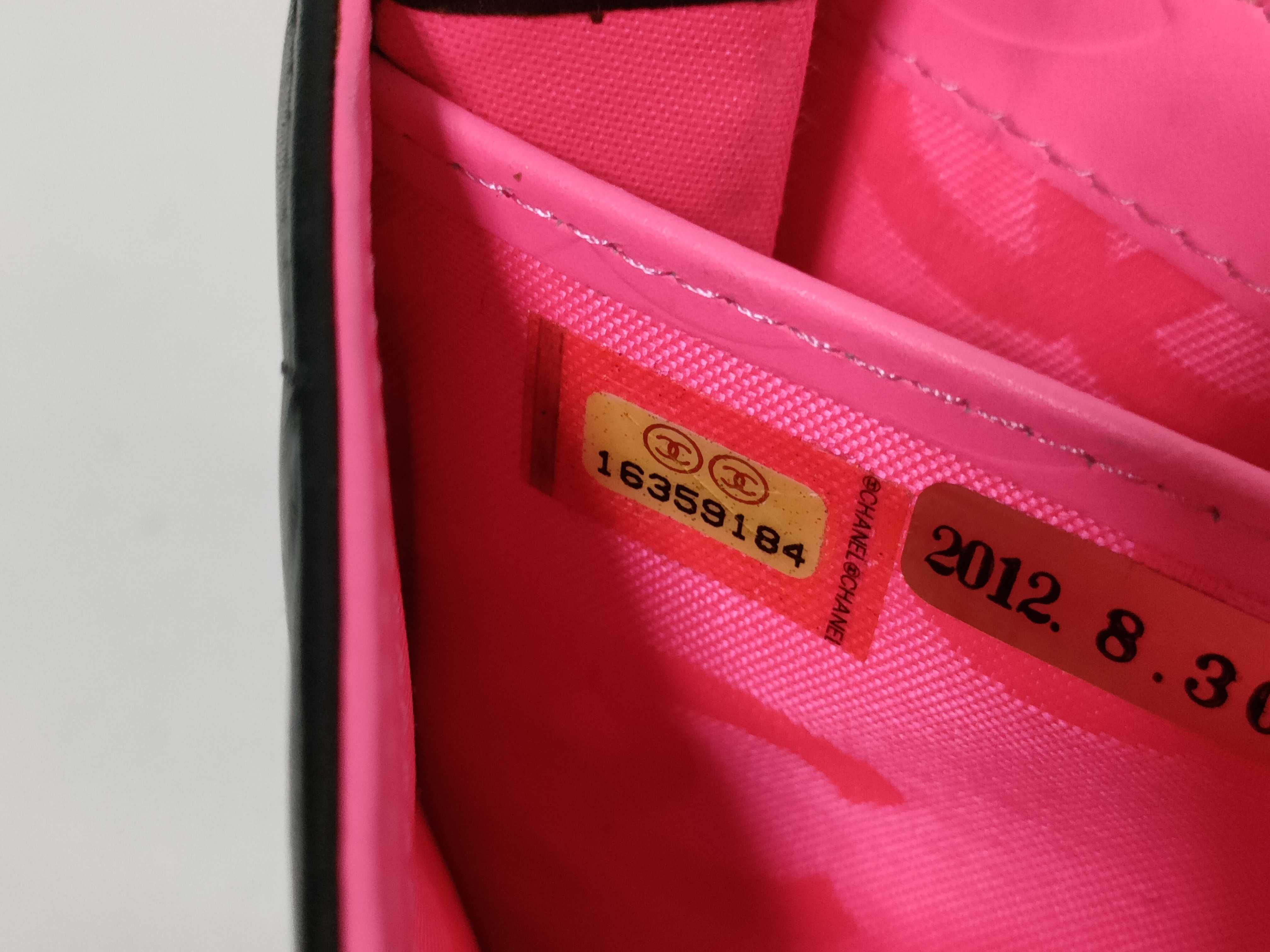 Cambon Long Wallet, Black x Pink — view 14