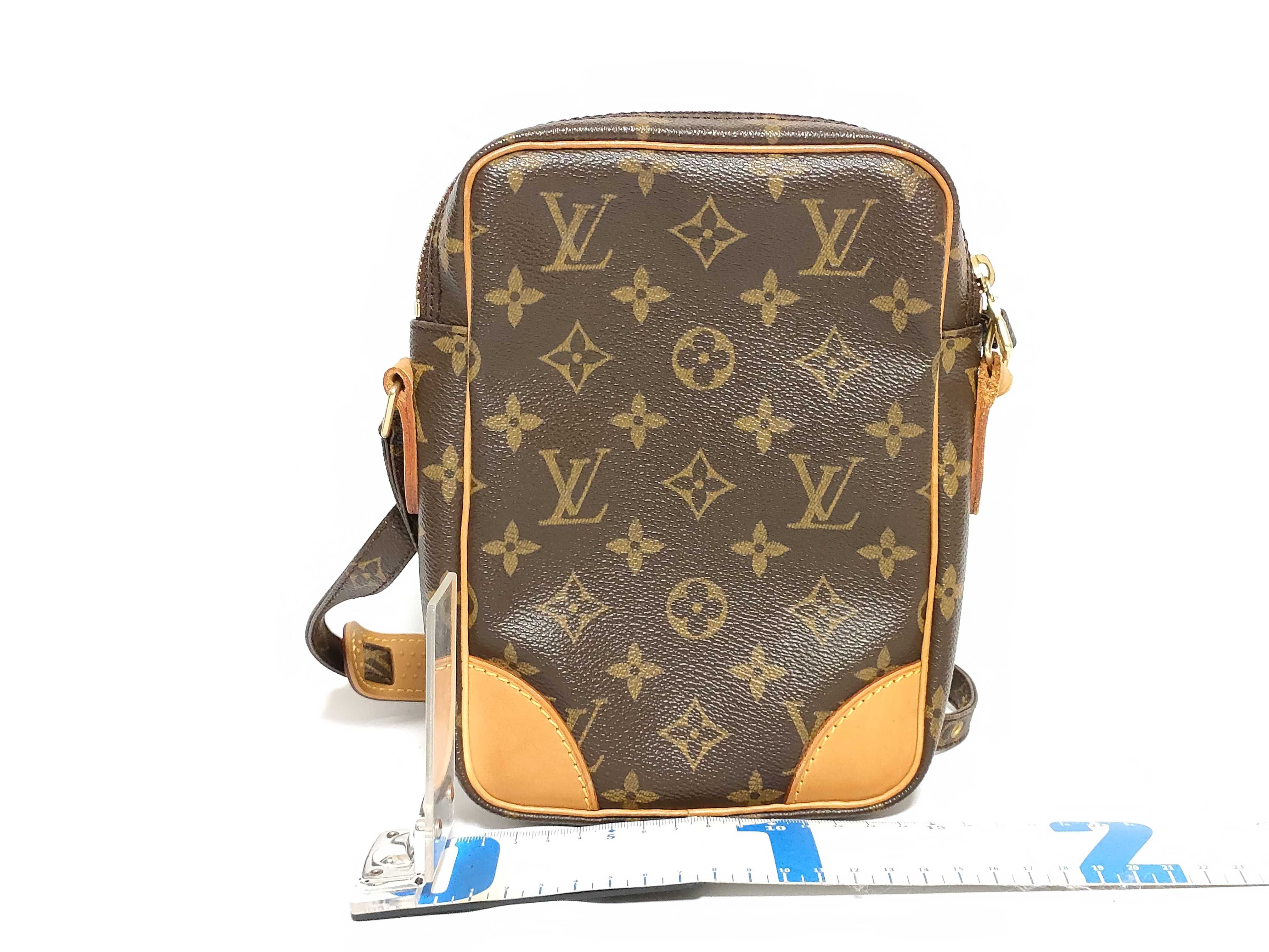 Monogram Louis Vuitton Danube Monogram M45266 Shoulder Bag — view 2