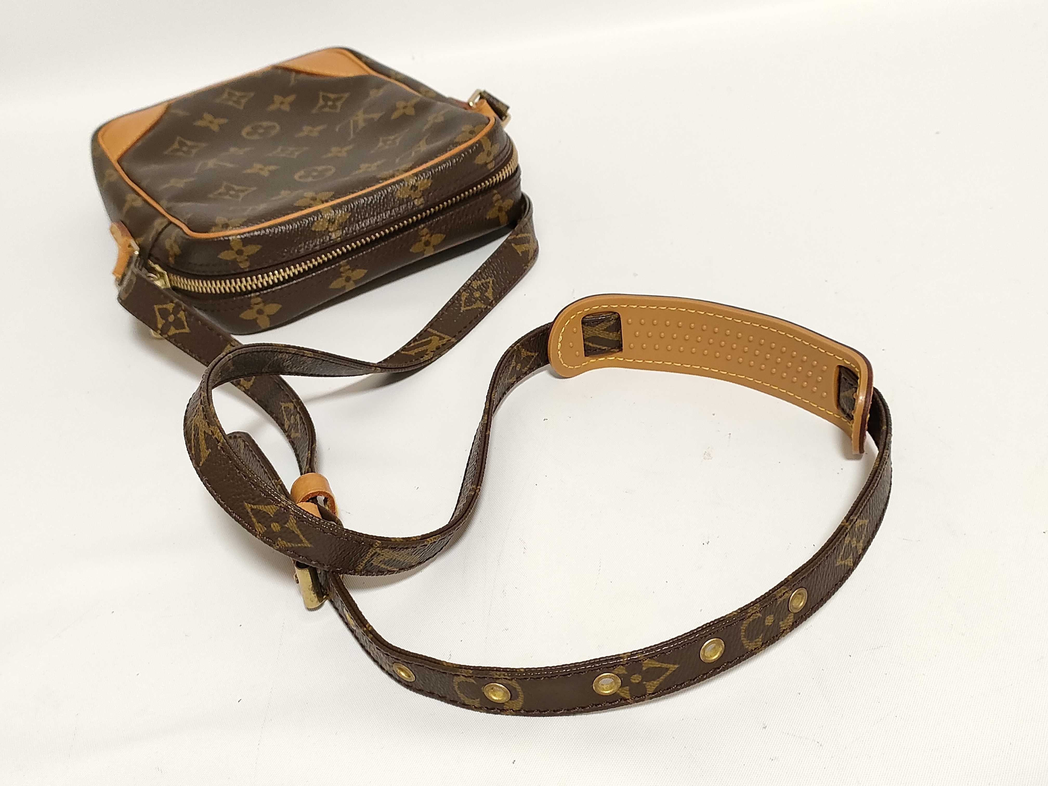 Monogram Louis Vuitton Danube Monogram M45266 Shoulder Bag — view 3