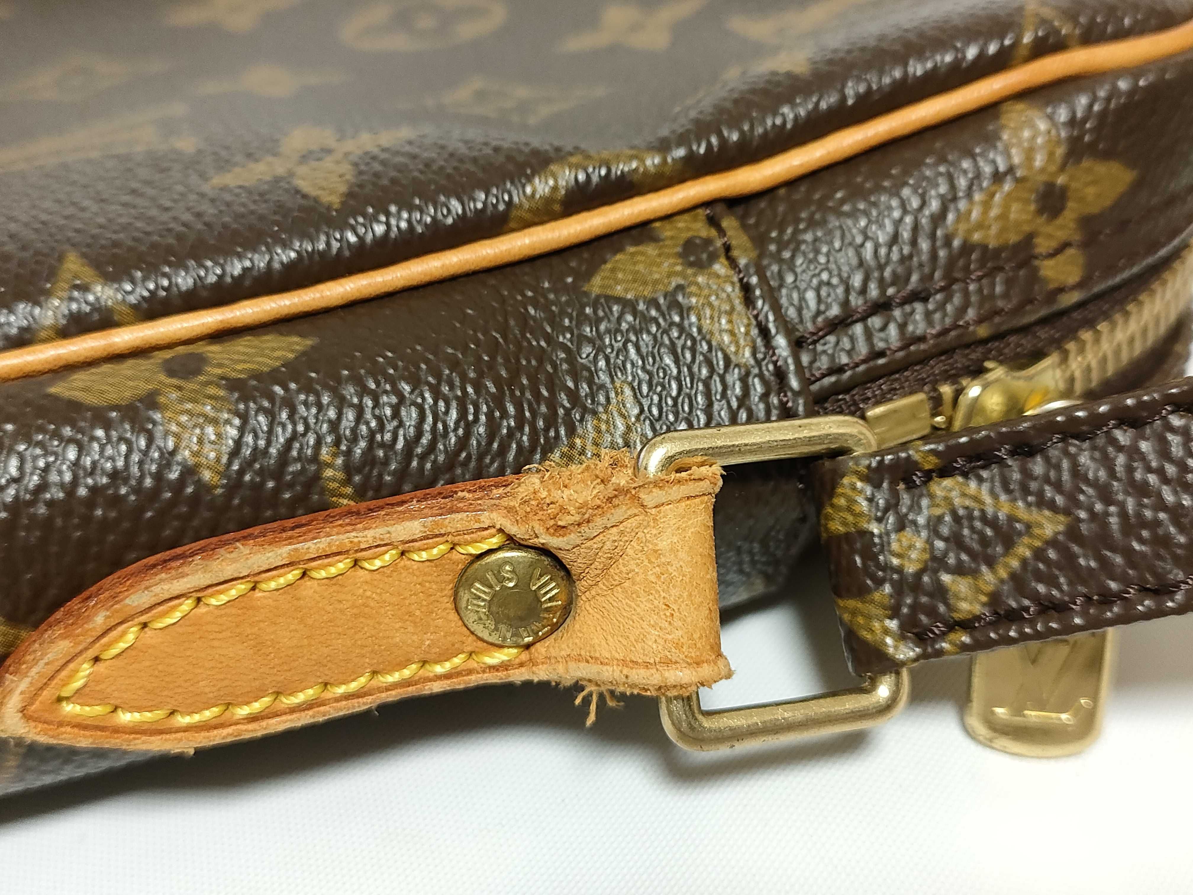 Monogram Louis Vuitton Danube Monogram M45266 Shoulder Bag — view 5