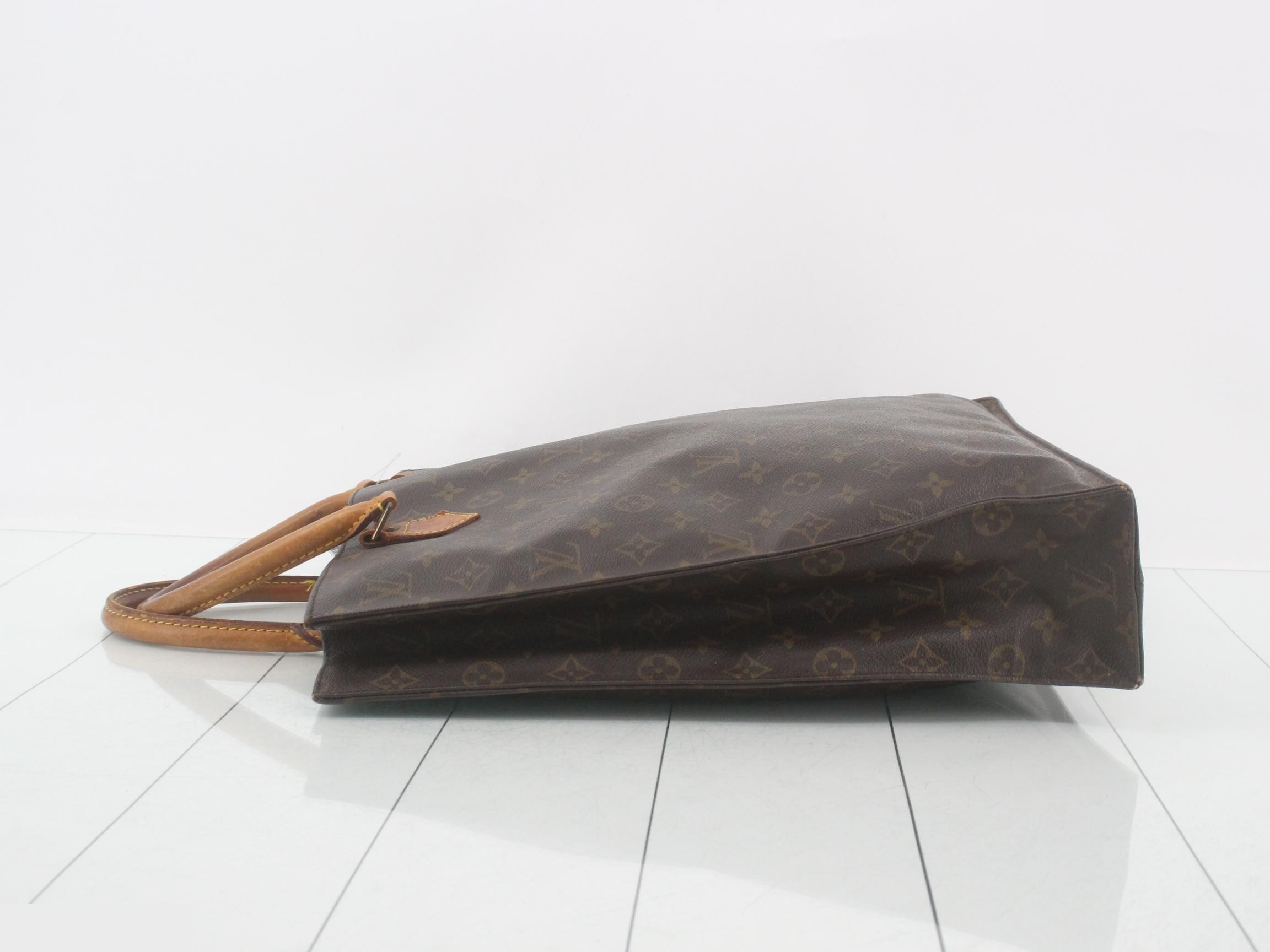 Monogram Sac Plat — view 4