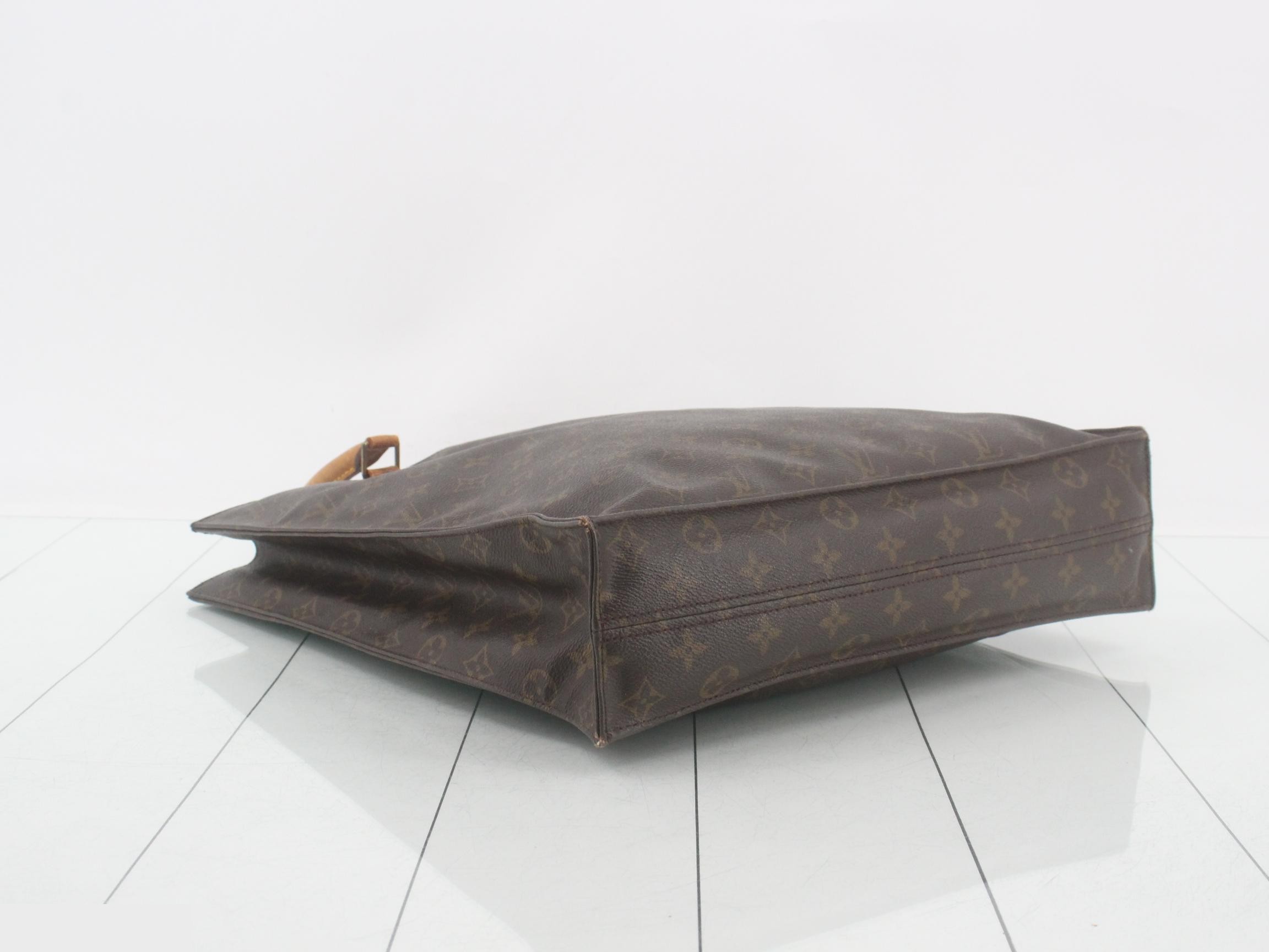 Monogram Sac Plat — view 5