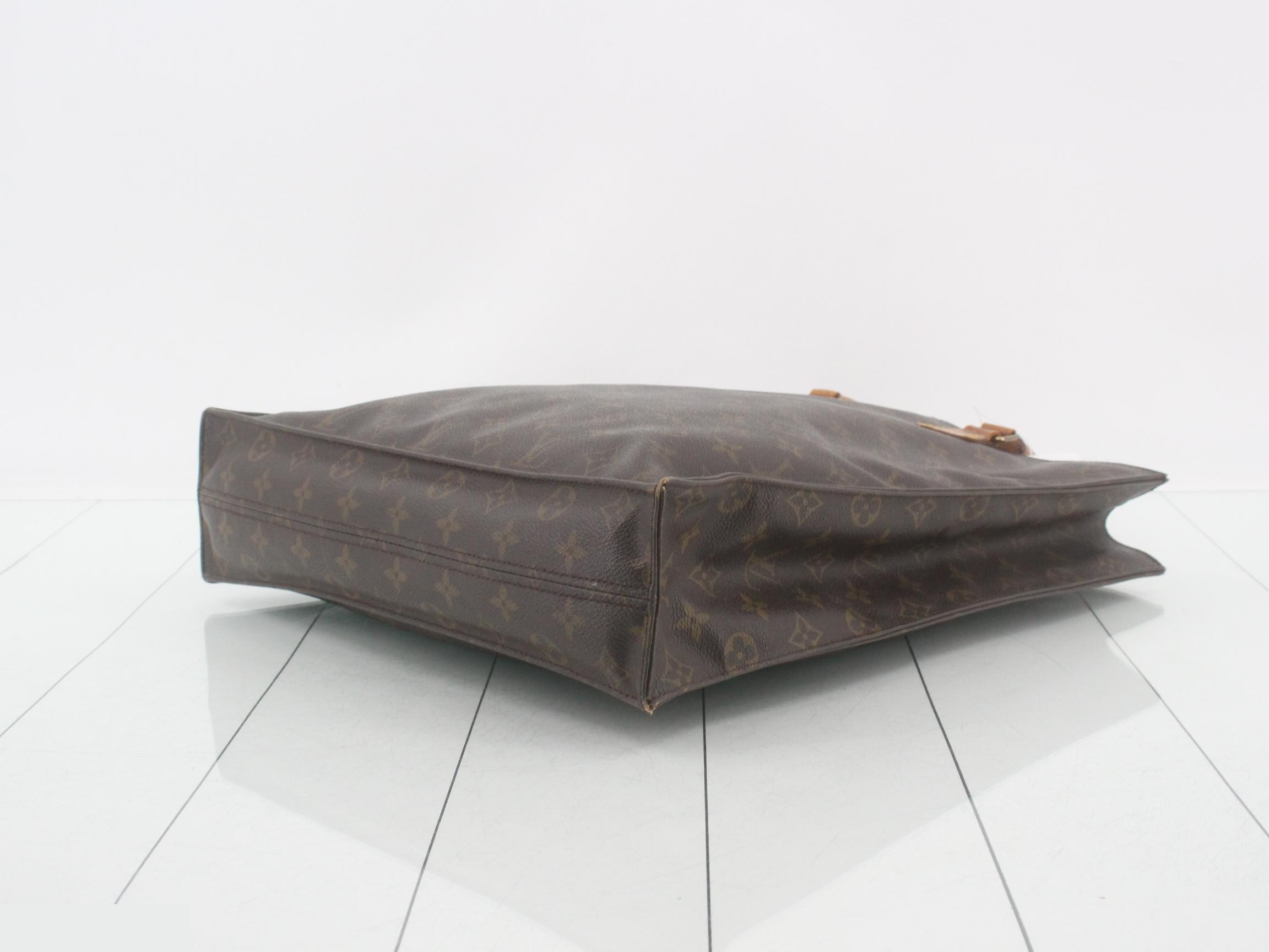 Monogram Sac Plat — view 6