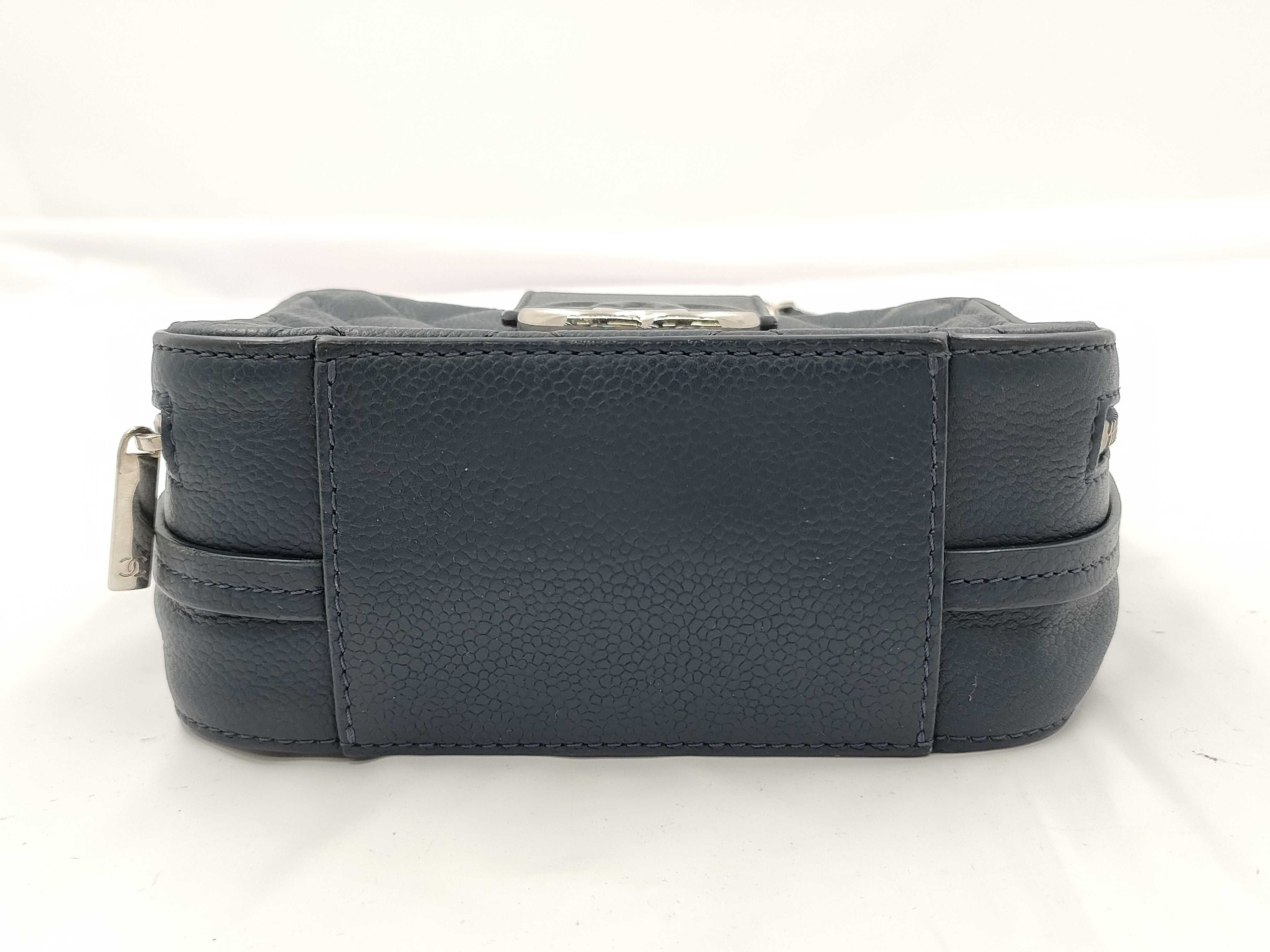 navy shoulder bag — view 3