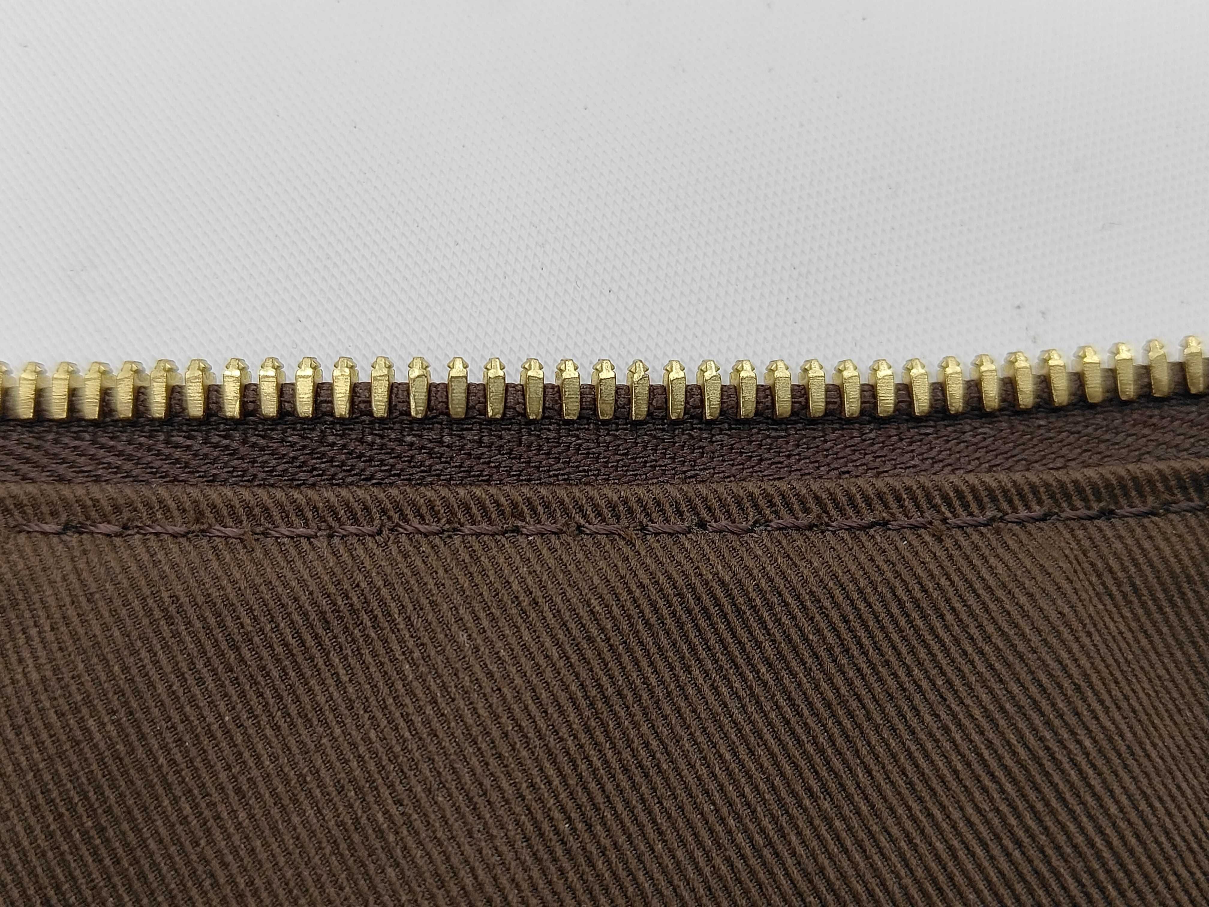 Loop Hobo M46311 Shoulder Bag — view 11