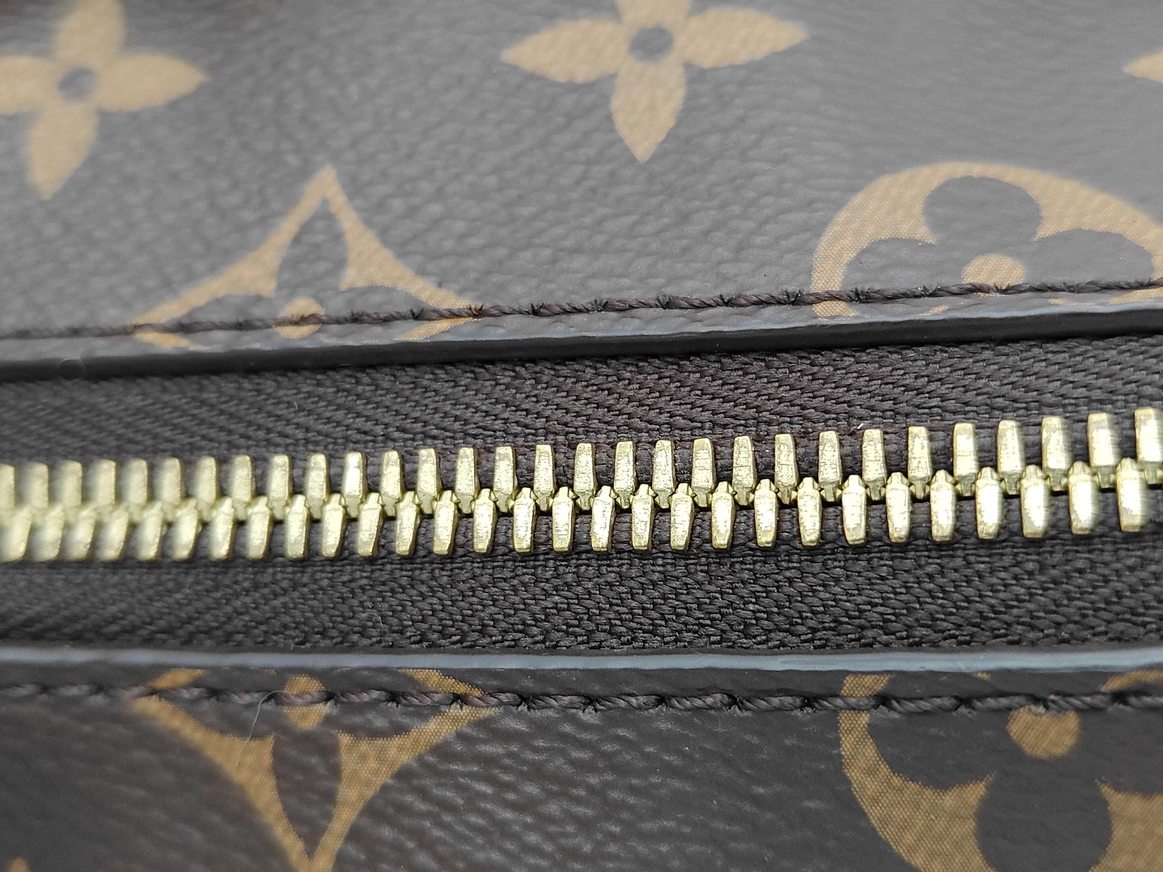 Loop Hobo M46311 Shoulder Bag — view 8