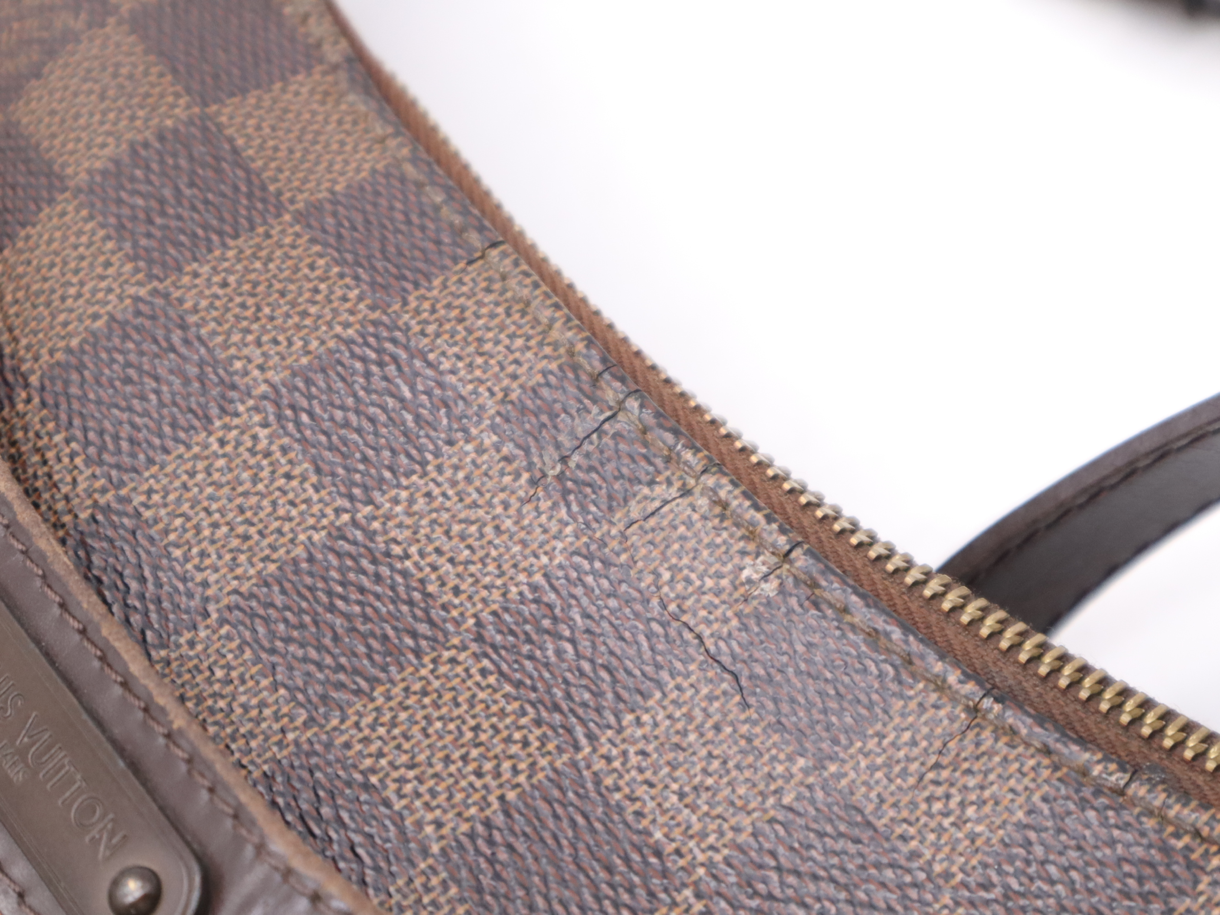 N42251 Damier Bloomsbury PM Shoulder Bag — view 11