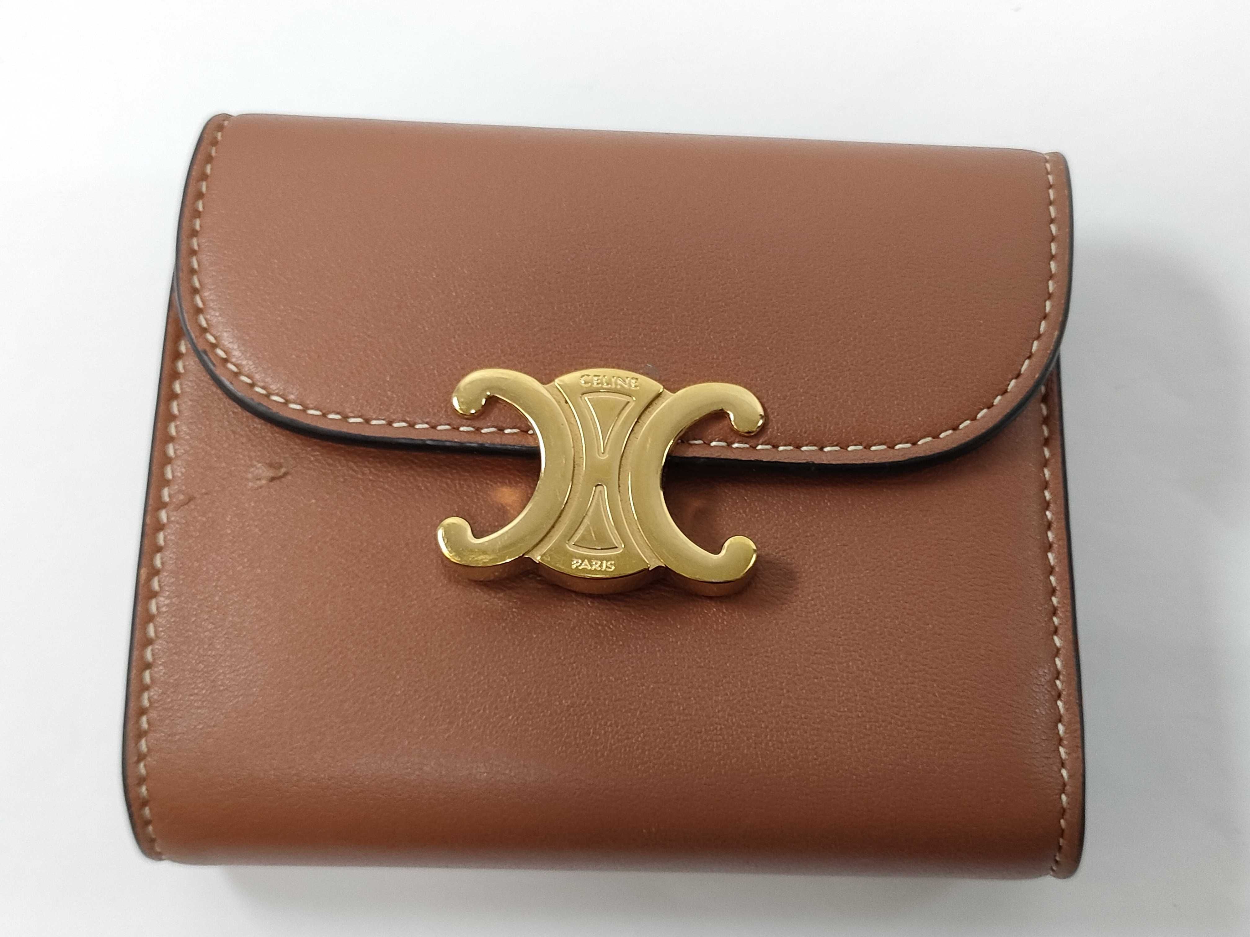 Triomphe Compact Wallet