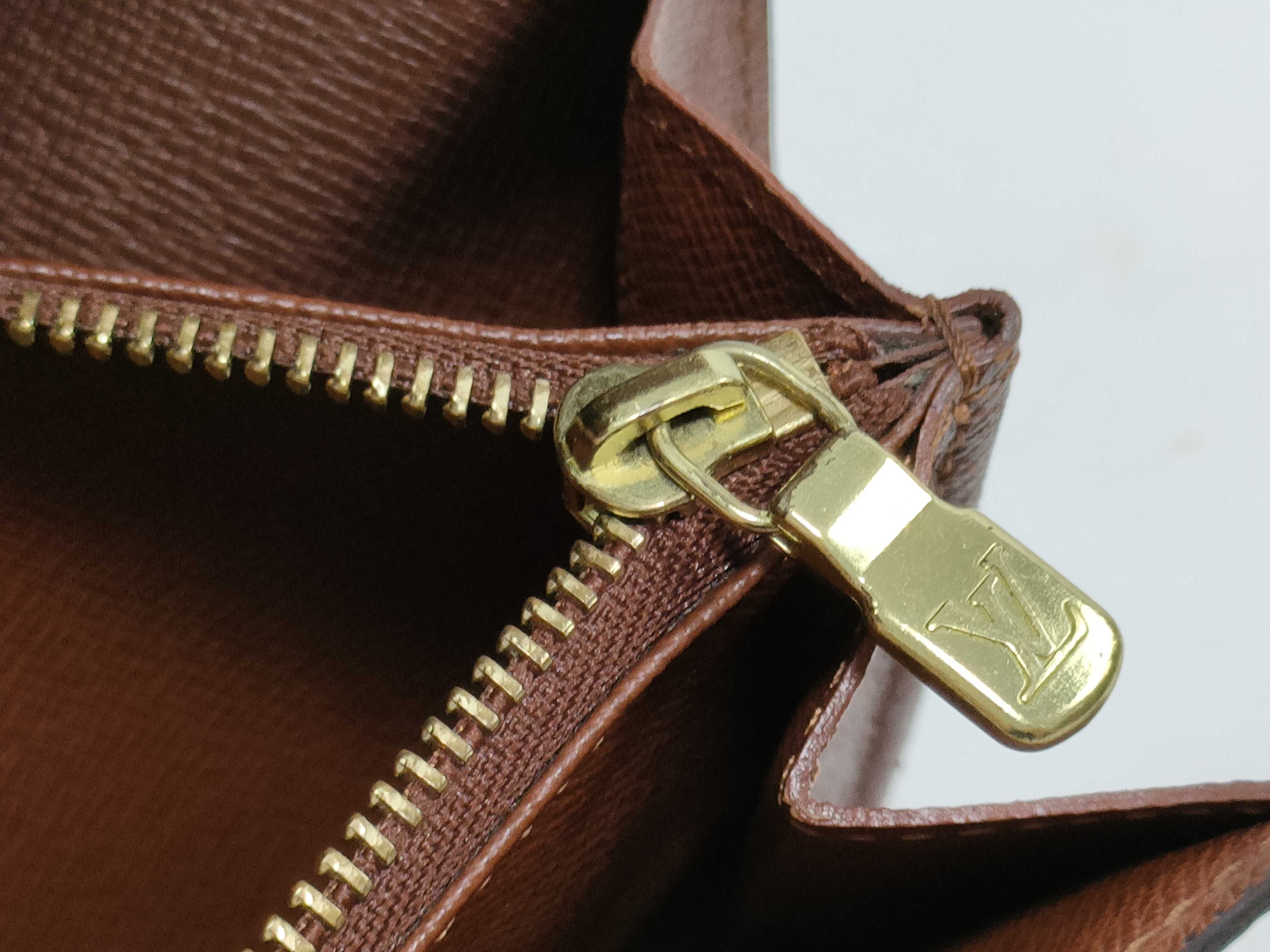 Monogram Portefeuille Sarah Monogram Wallet — view 11
