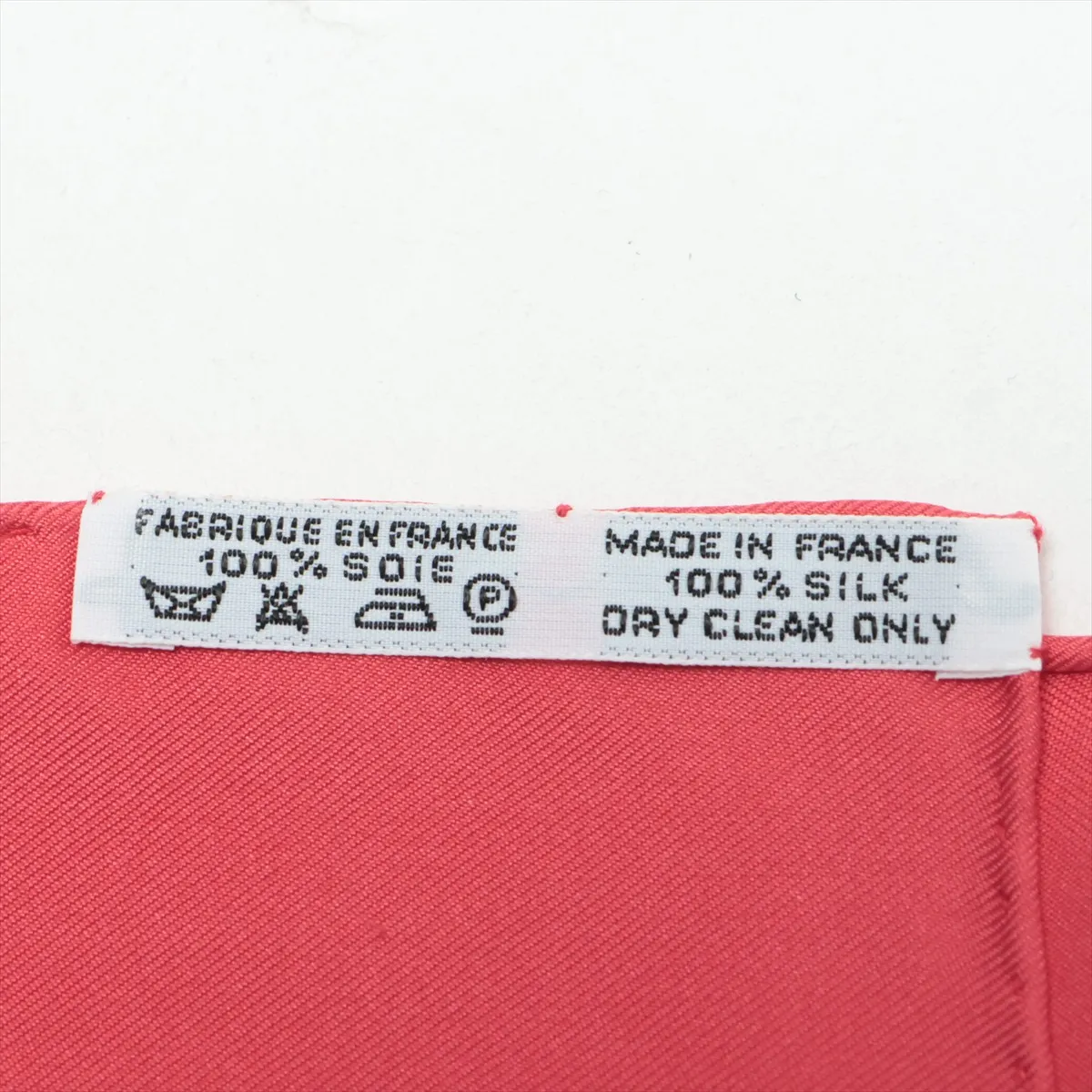 Carre 90 BULL & MOUTH Mail Coach Scarf Silk Red — view 7