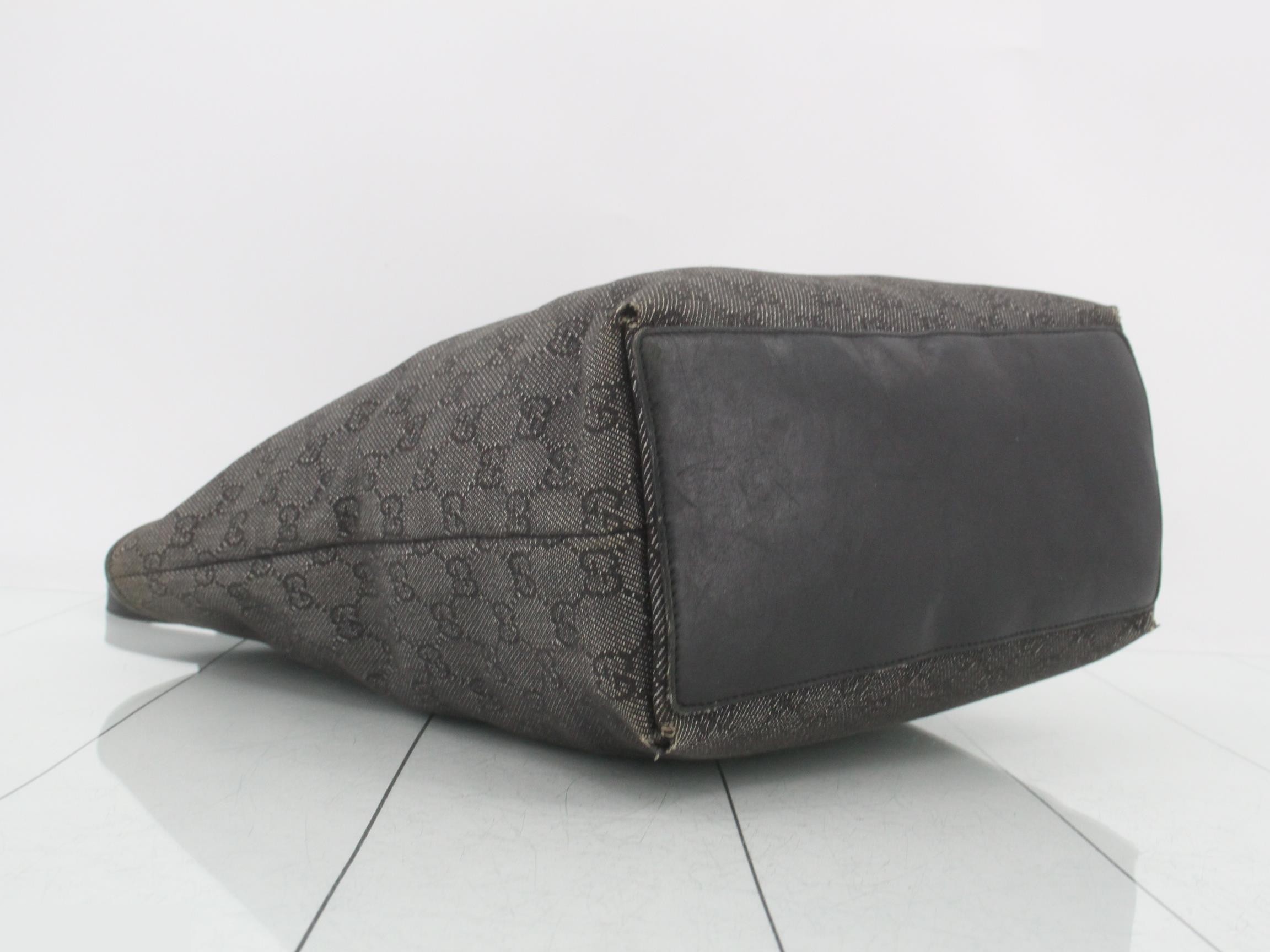 GG Canvas Handbag — view 5