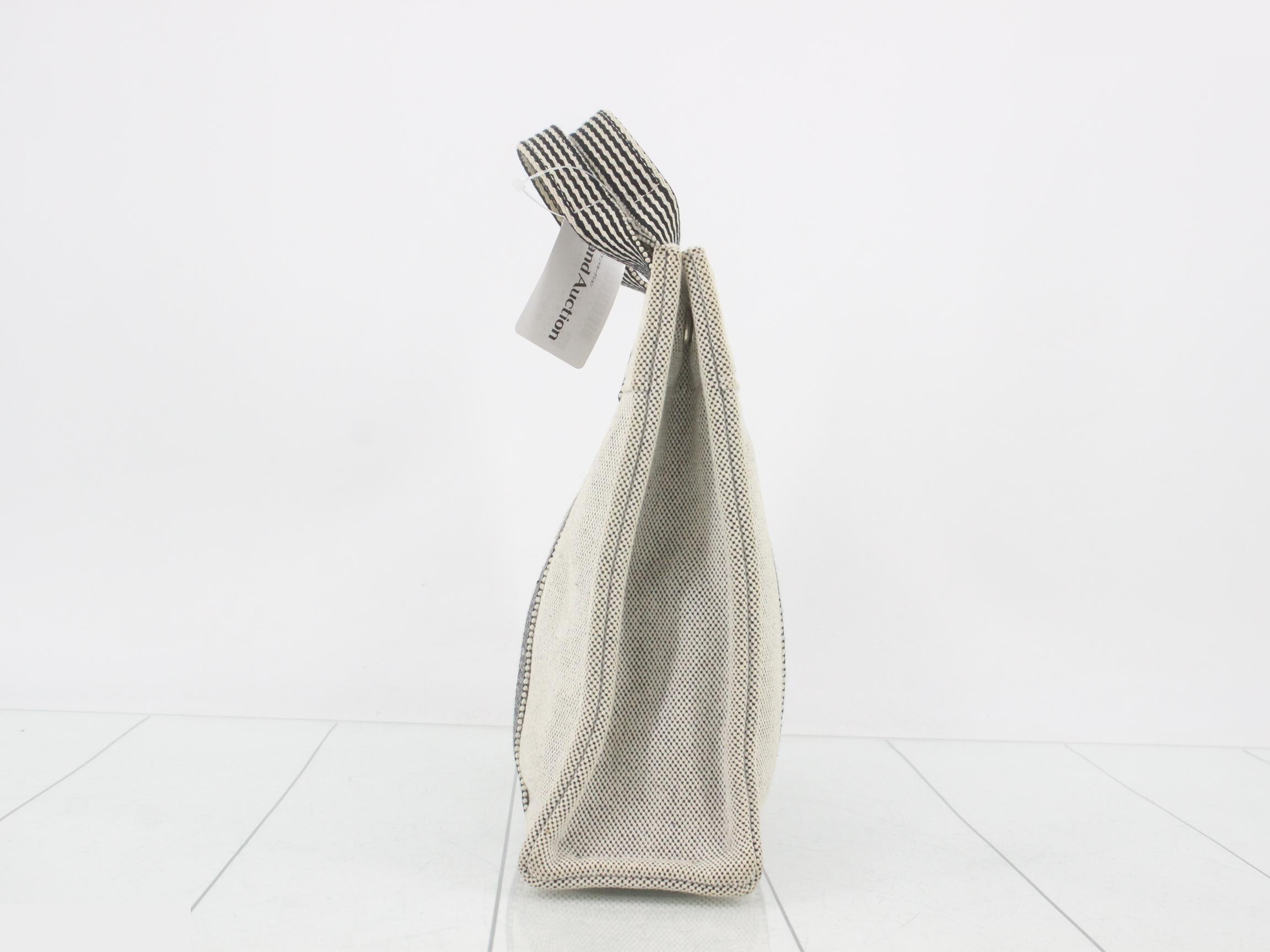 New Foolto PM, gray, silver hardware, 30 x 22 x 8 cm — view 3