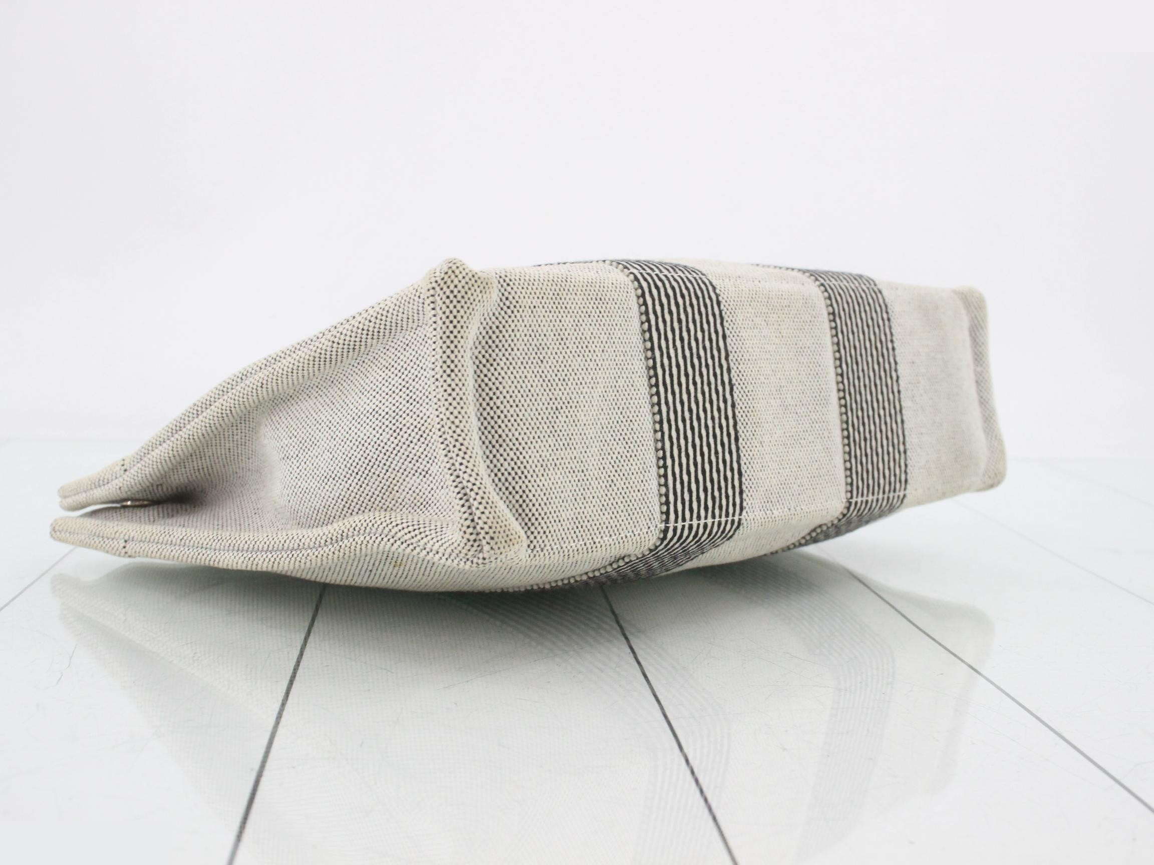 New Foolto PM, gray, silver hardware, 30 x 22 x 8 cm — view 5