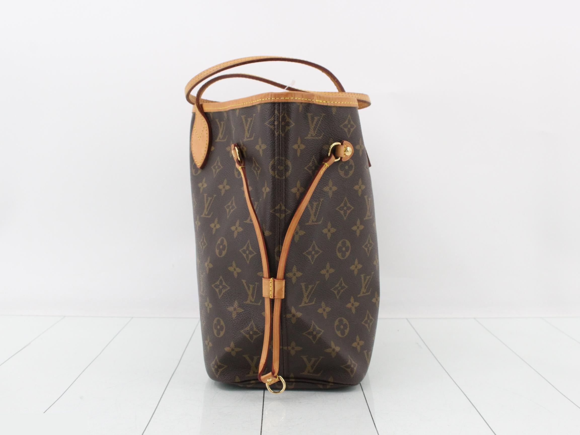 Monogram Neverfull MM Beige Tote Bag with Pouch — view 3
