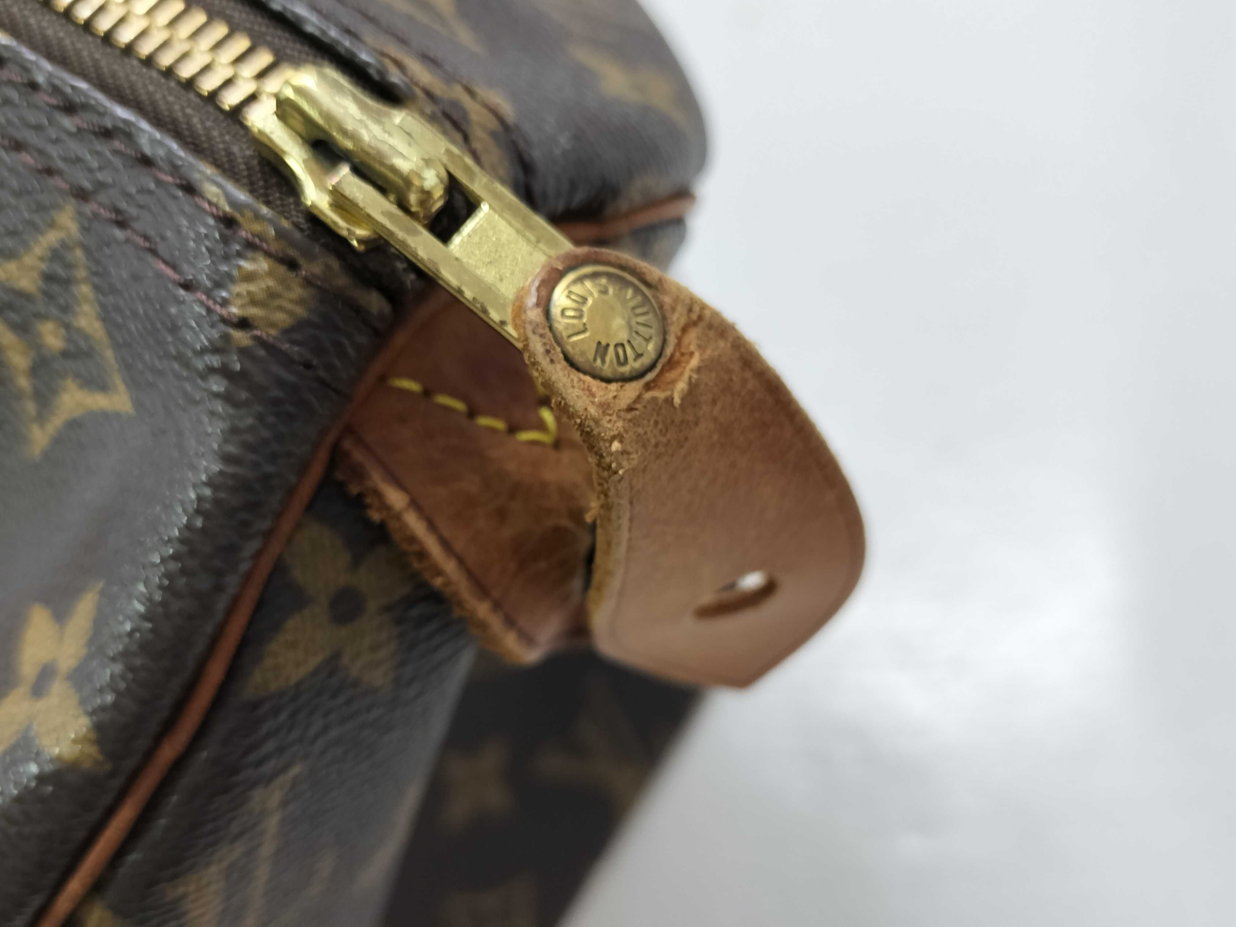 Monogram Louis Vuitton Speedy 30 Handbag — view 14