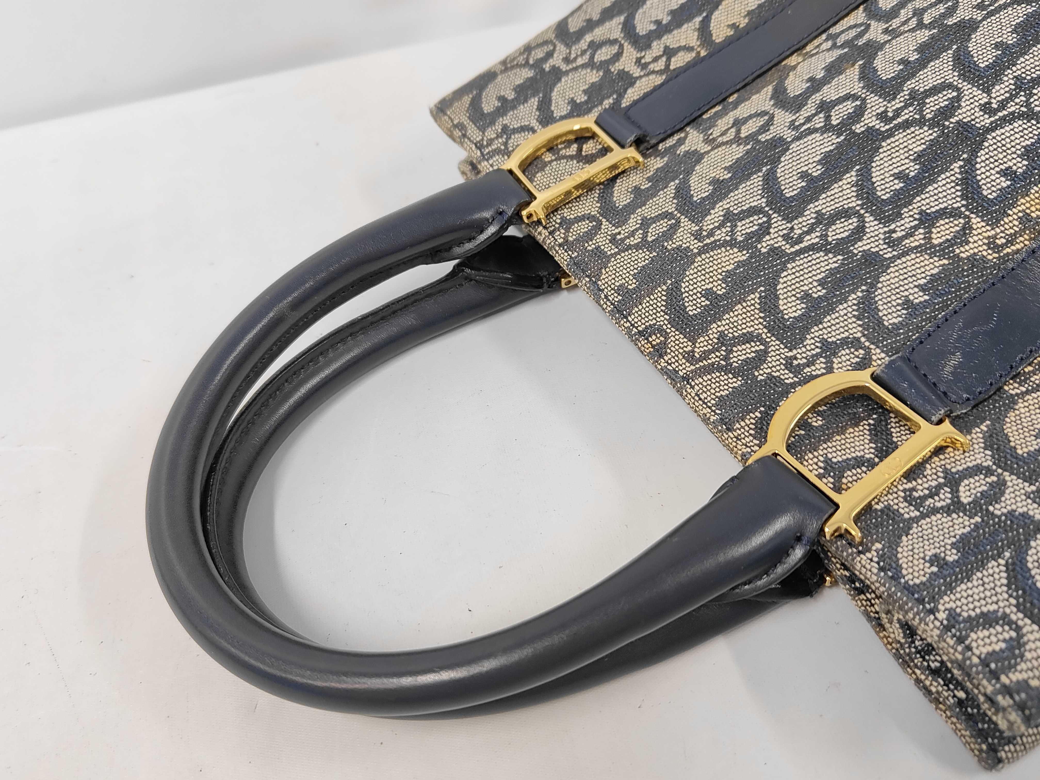 Trotter Canvas x Leather Handbag Tote Navy Handbag — view 5