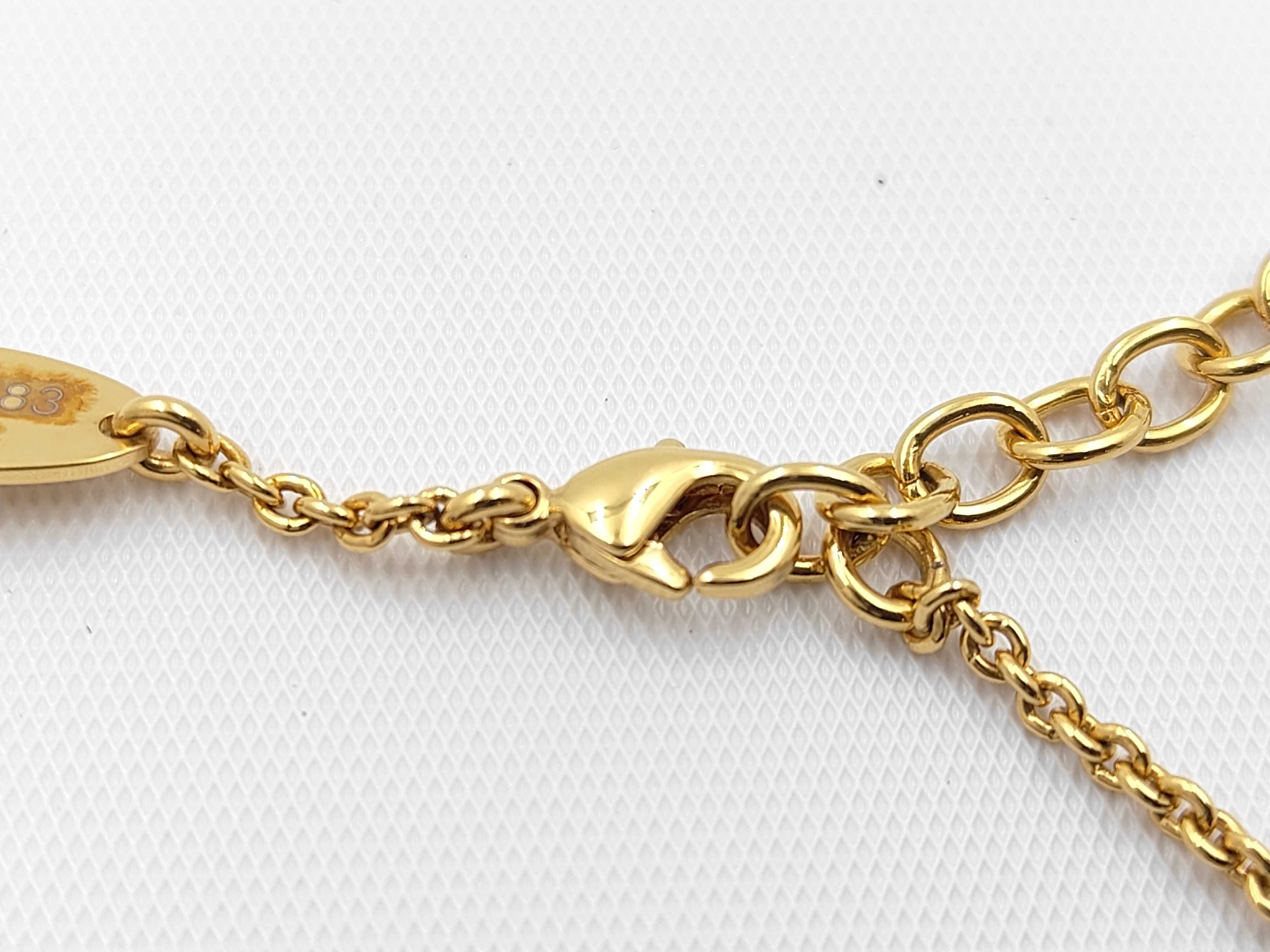 Essential V Necklace — view 4