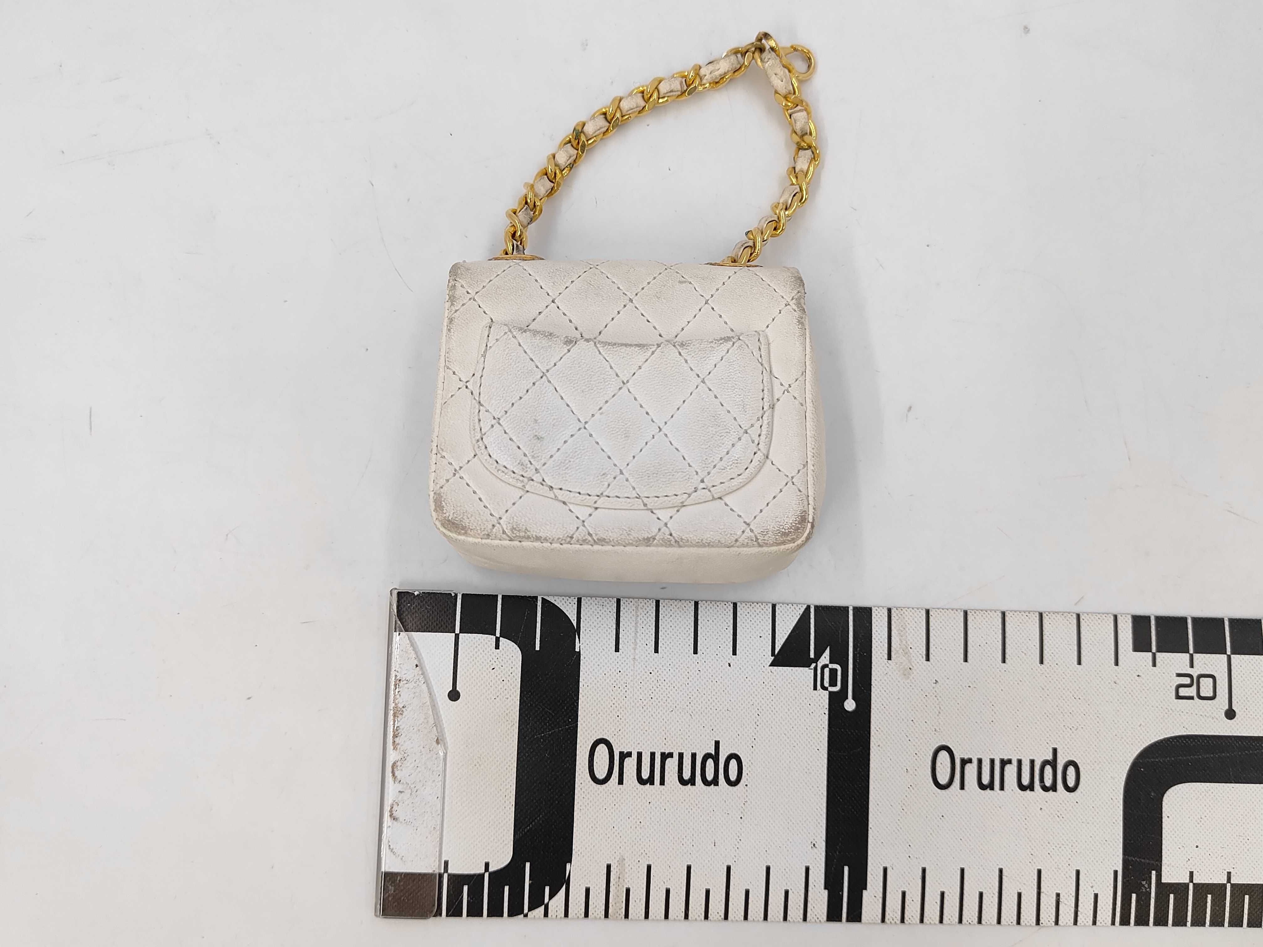 Lambskin Mini Matelassé Chain Belt Bag Charm White Waist Bag — view 2