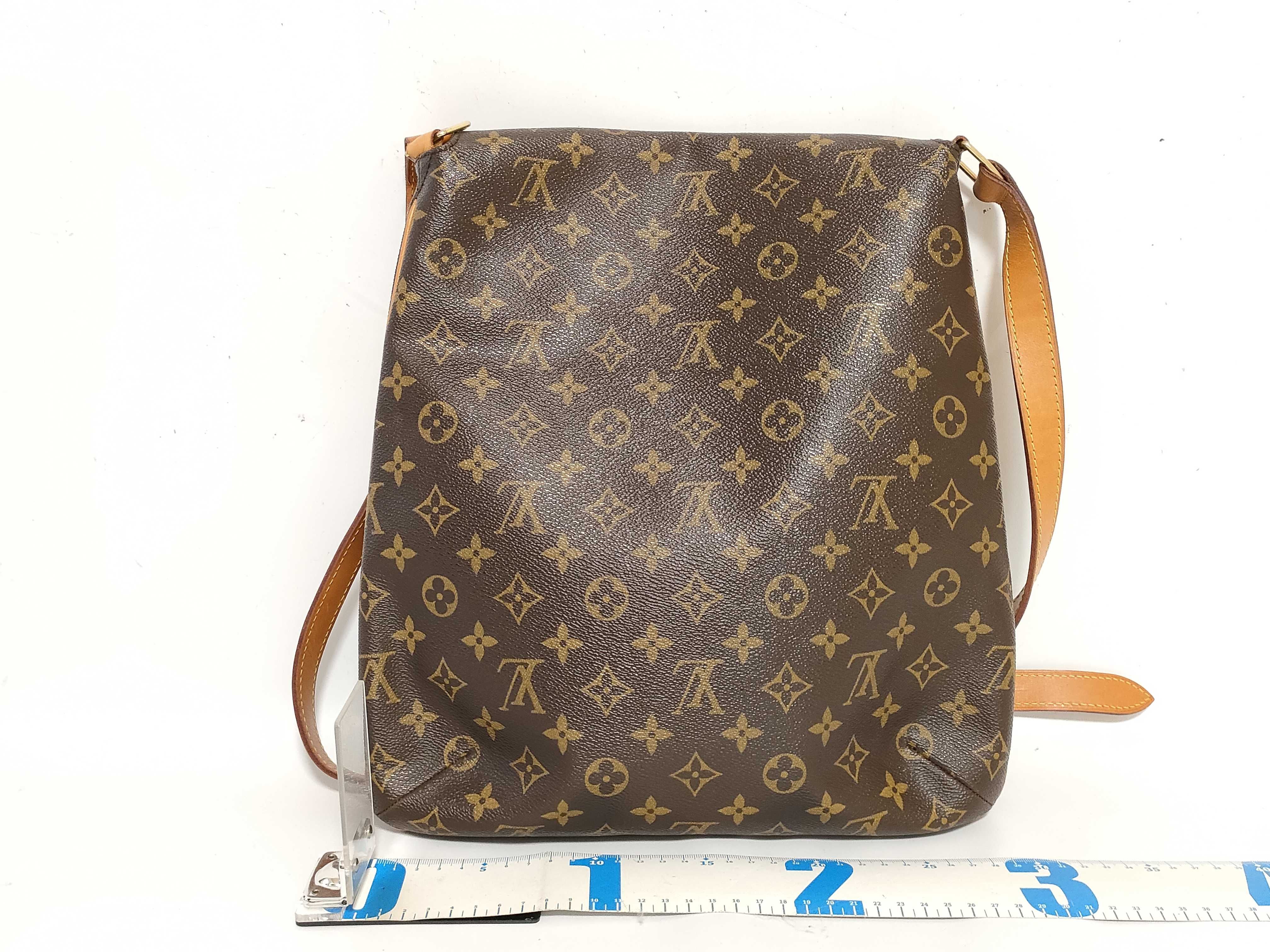 Monogram Musette M51256 Brown AS1919 Shoulder Bag — view 2