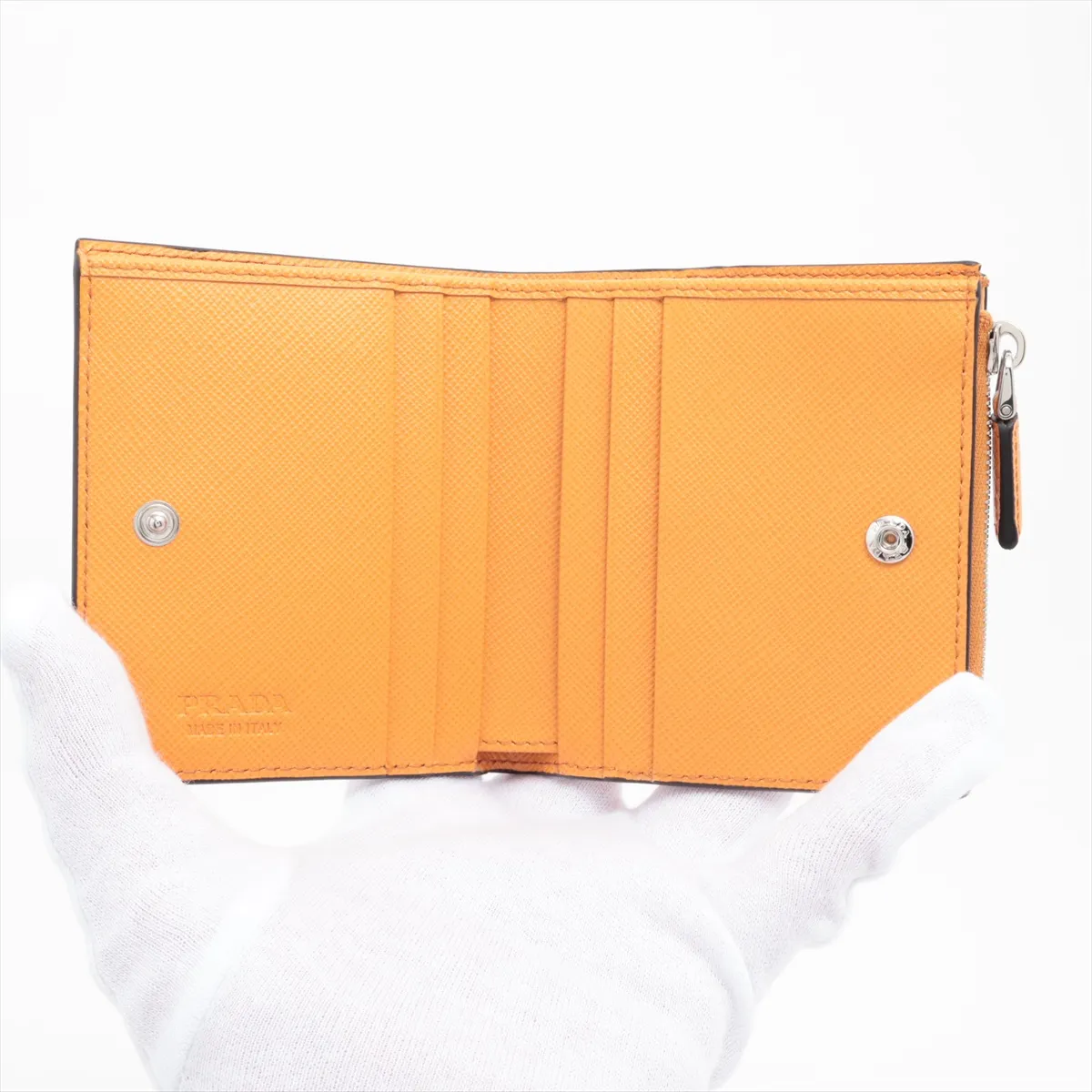 Saffiano Triangle 2ML049 Leather Compact Wallet Orange — view 3