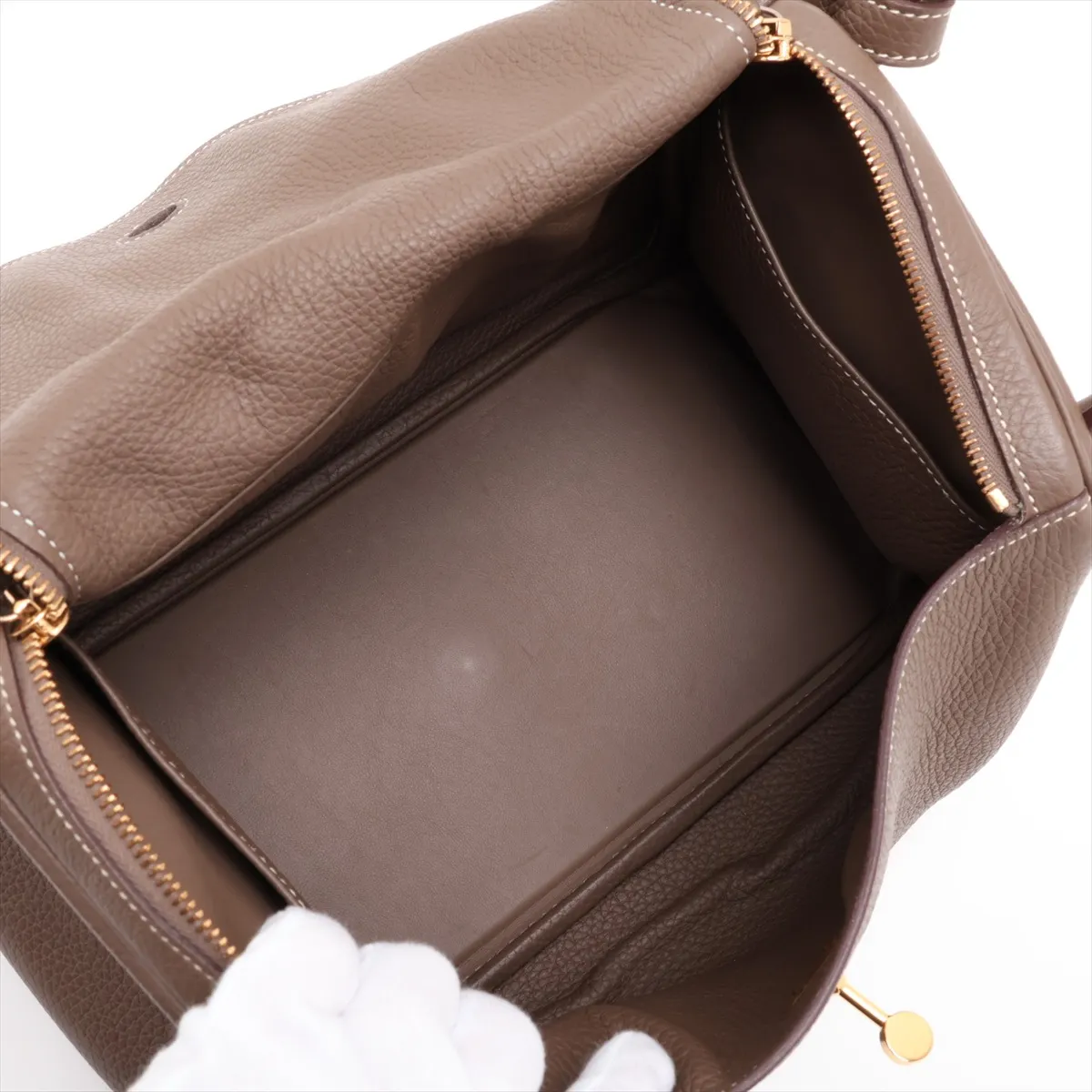 [Individually packaged] Hermes Lindy 30 Taurillon Clemence Etoupe Gold Hardware U: 2022 — view 8