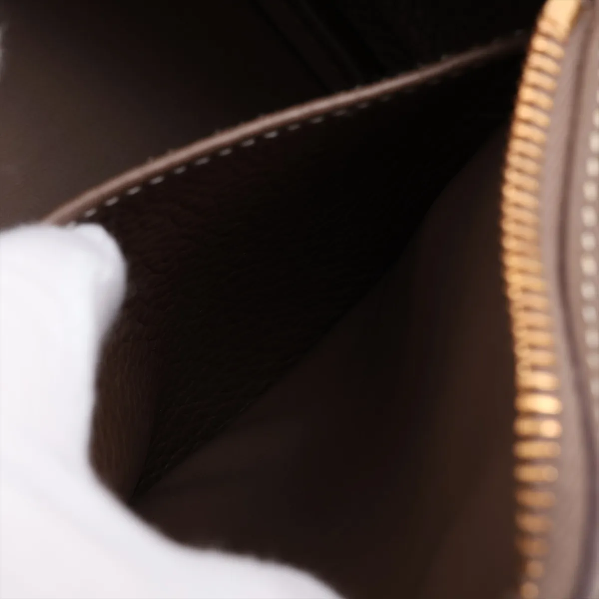 [Individually packaged] Hermes Lindy 30 Taurillon Clemence Etoupe Gold Hardware U: 2022 — view 10
