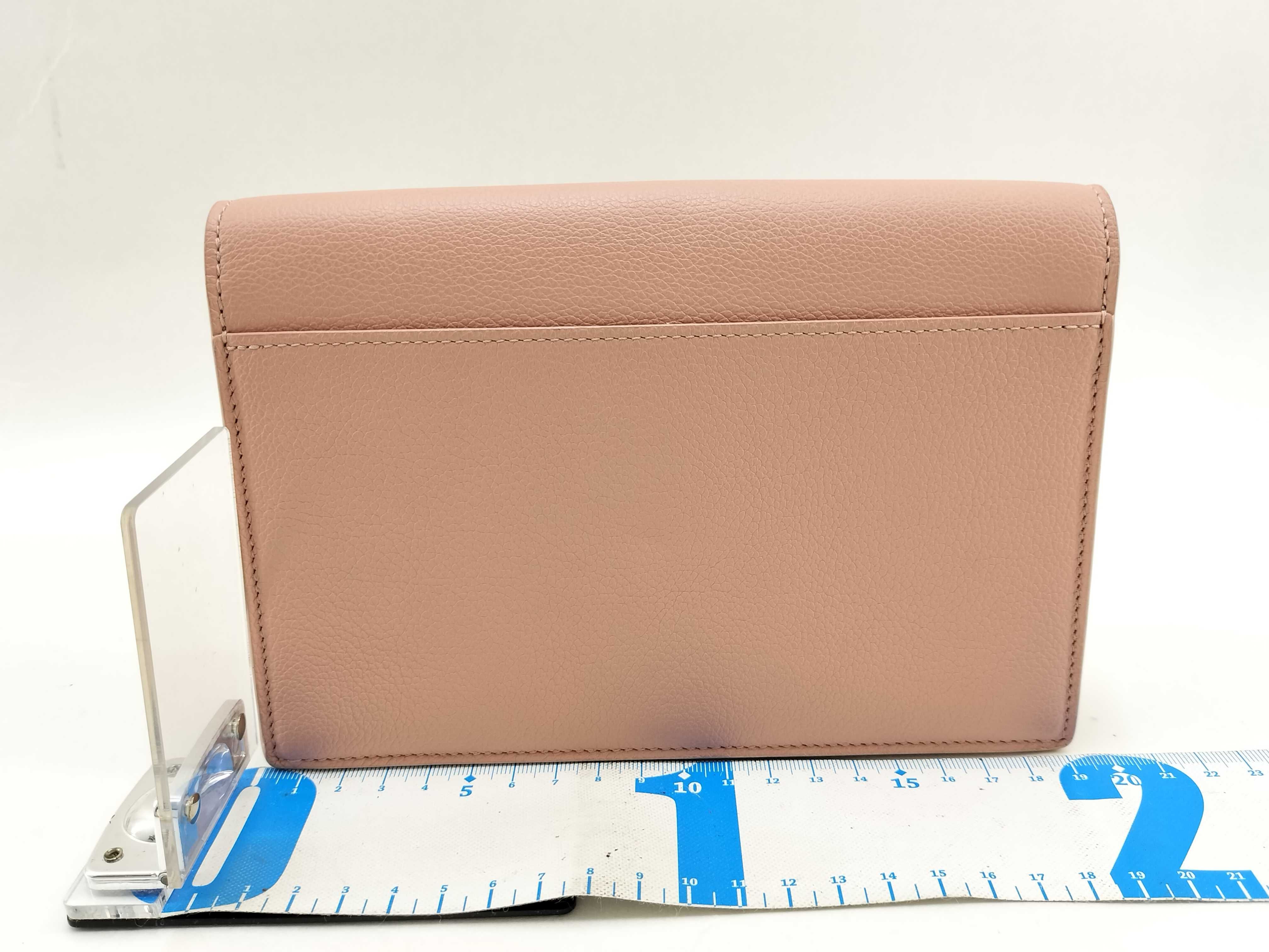 LV Pochette Lockme M63980 Pink Clutch Bag — view 2