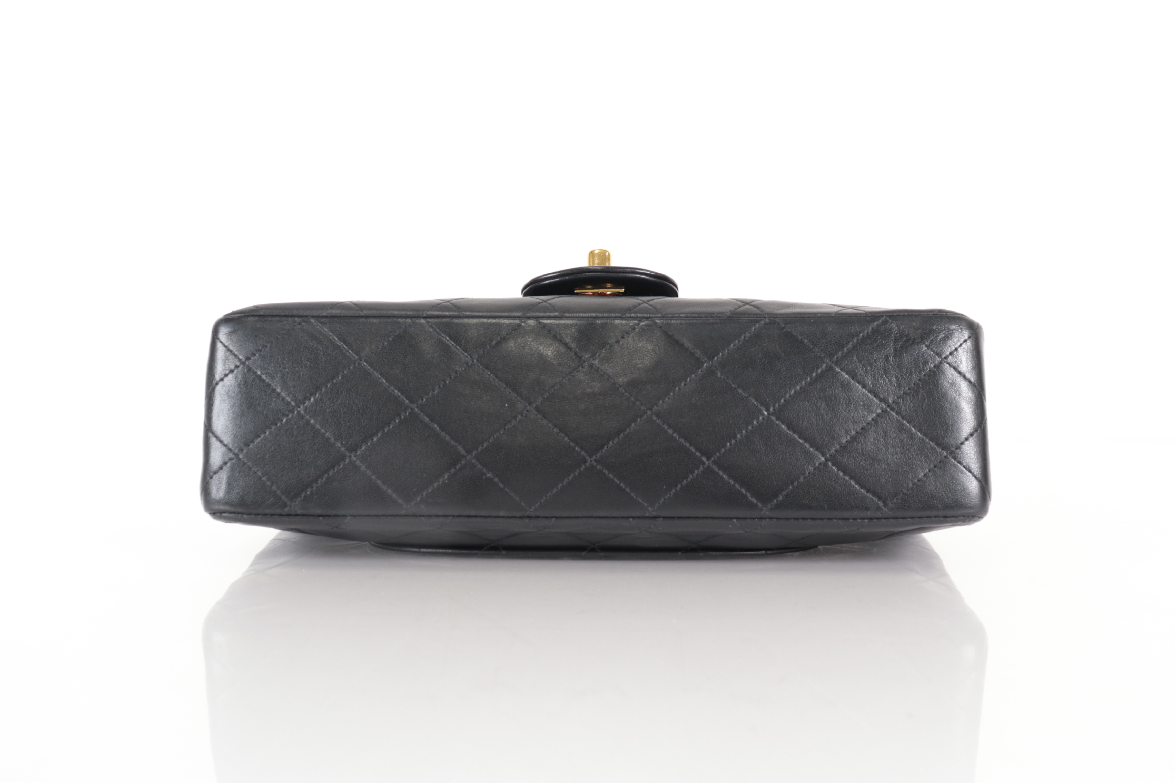 W-Flap 25 Lambskin Chain Shoulder Bag (Serial Number 2) — view 7