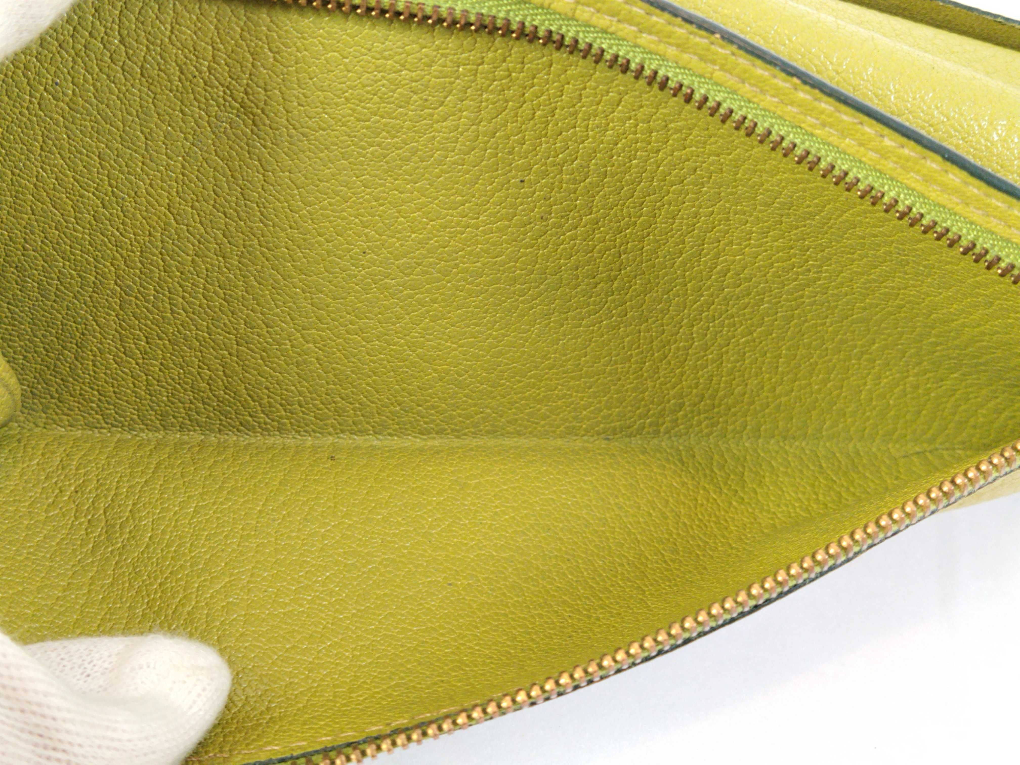 Bearn Chevre Leather Wallet — view 12