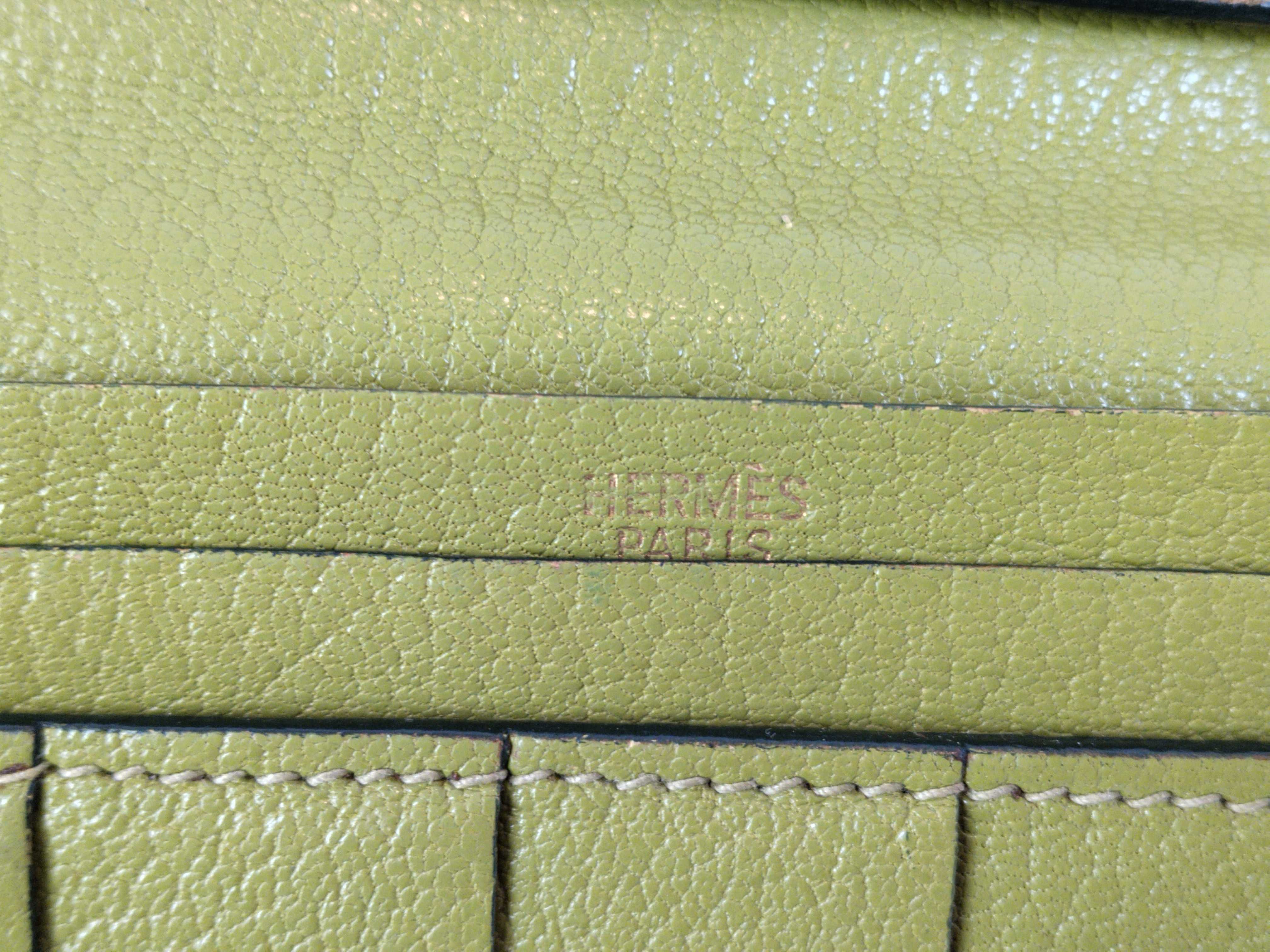 Bearn Chevre Leather Wallet — view 9