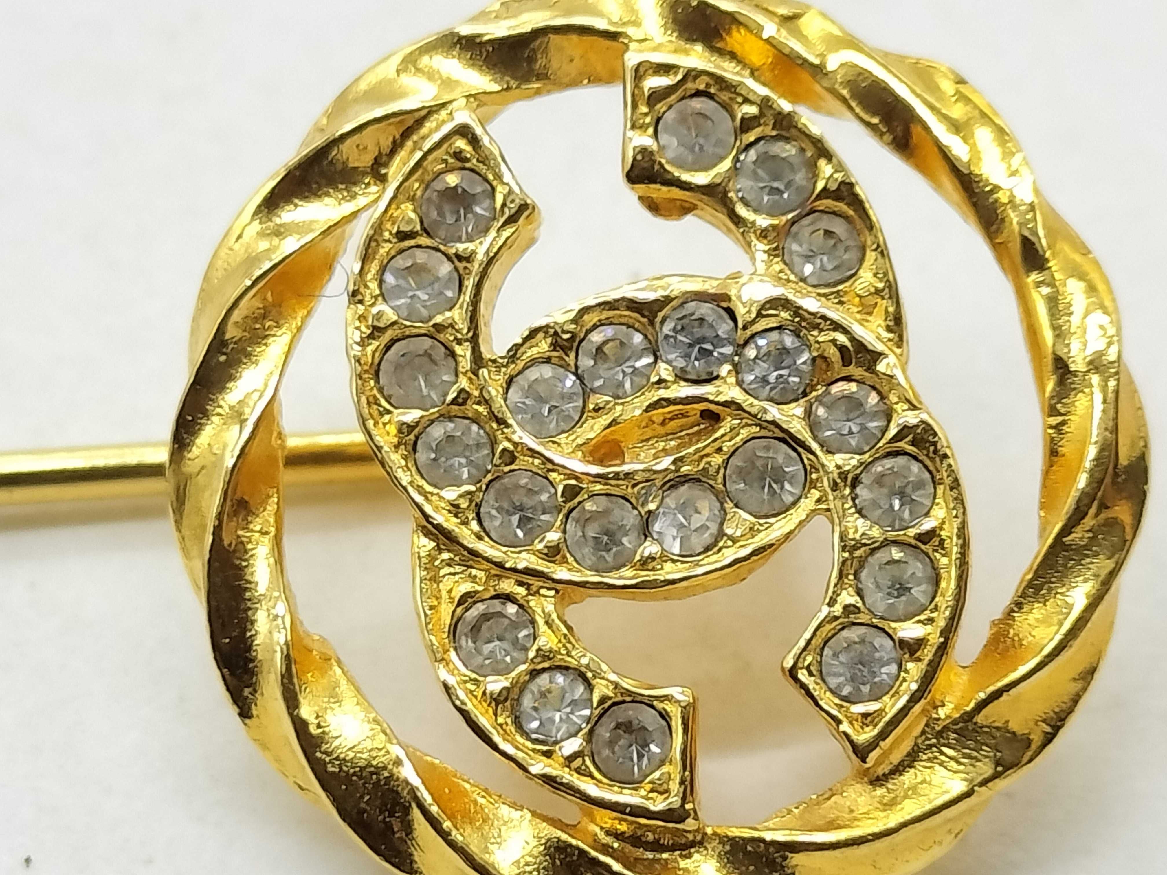 Brooch, Coco Mark, Gold Color, Diamond Shape — view 2