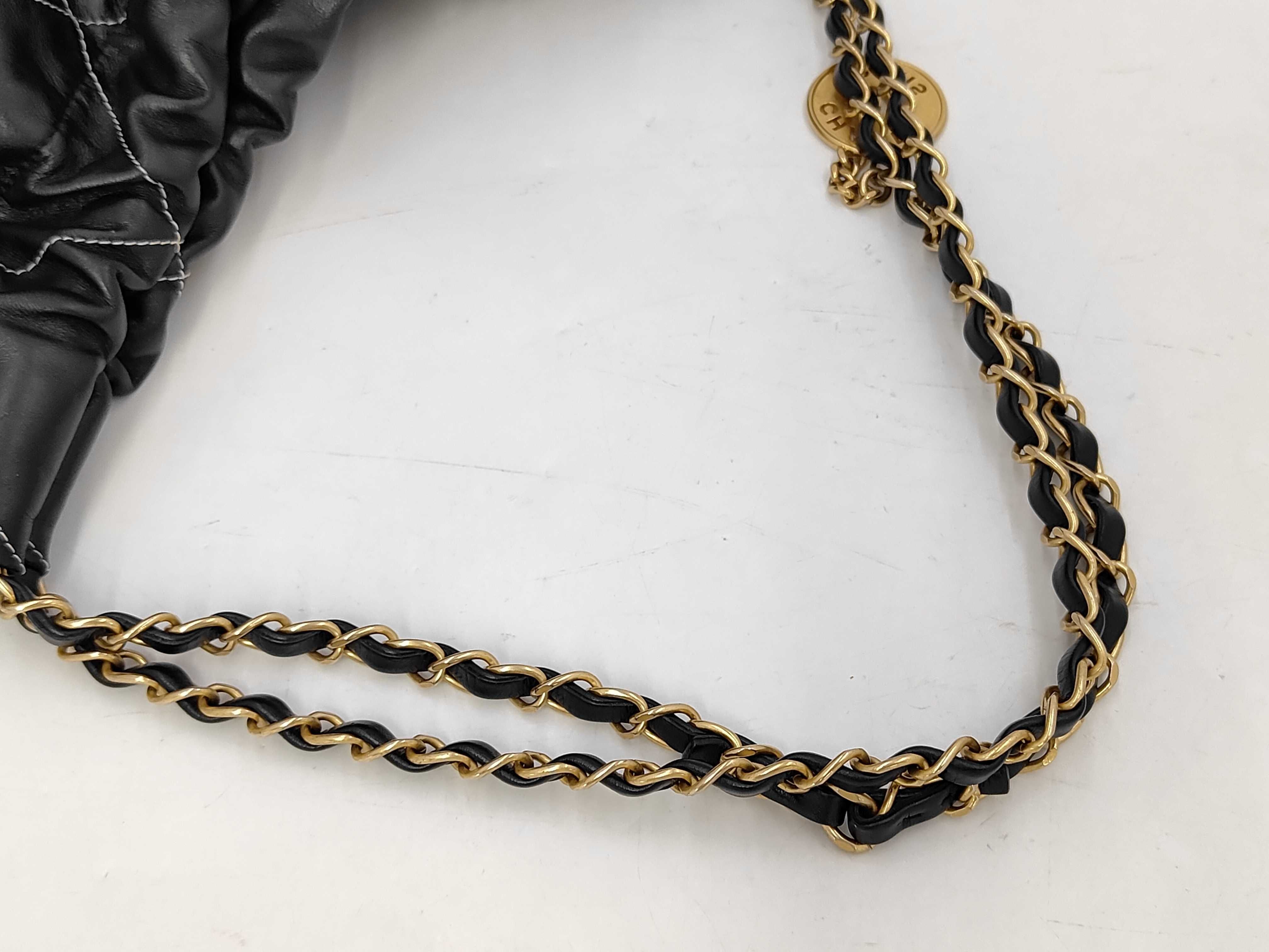 22 Small Random Serial Number Calfskin Black Gold Hardware Handbag — view 5