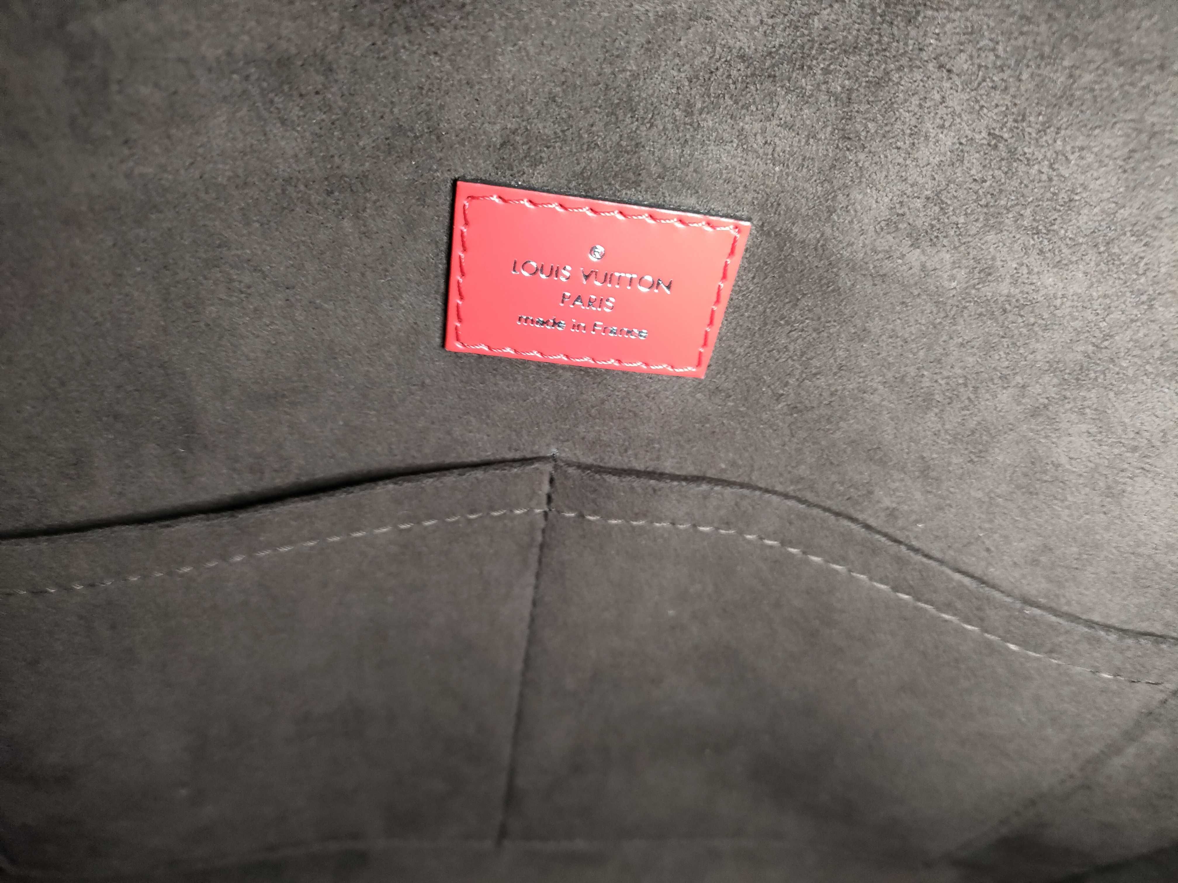 Epi Cluny Handbag — view 11