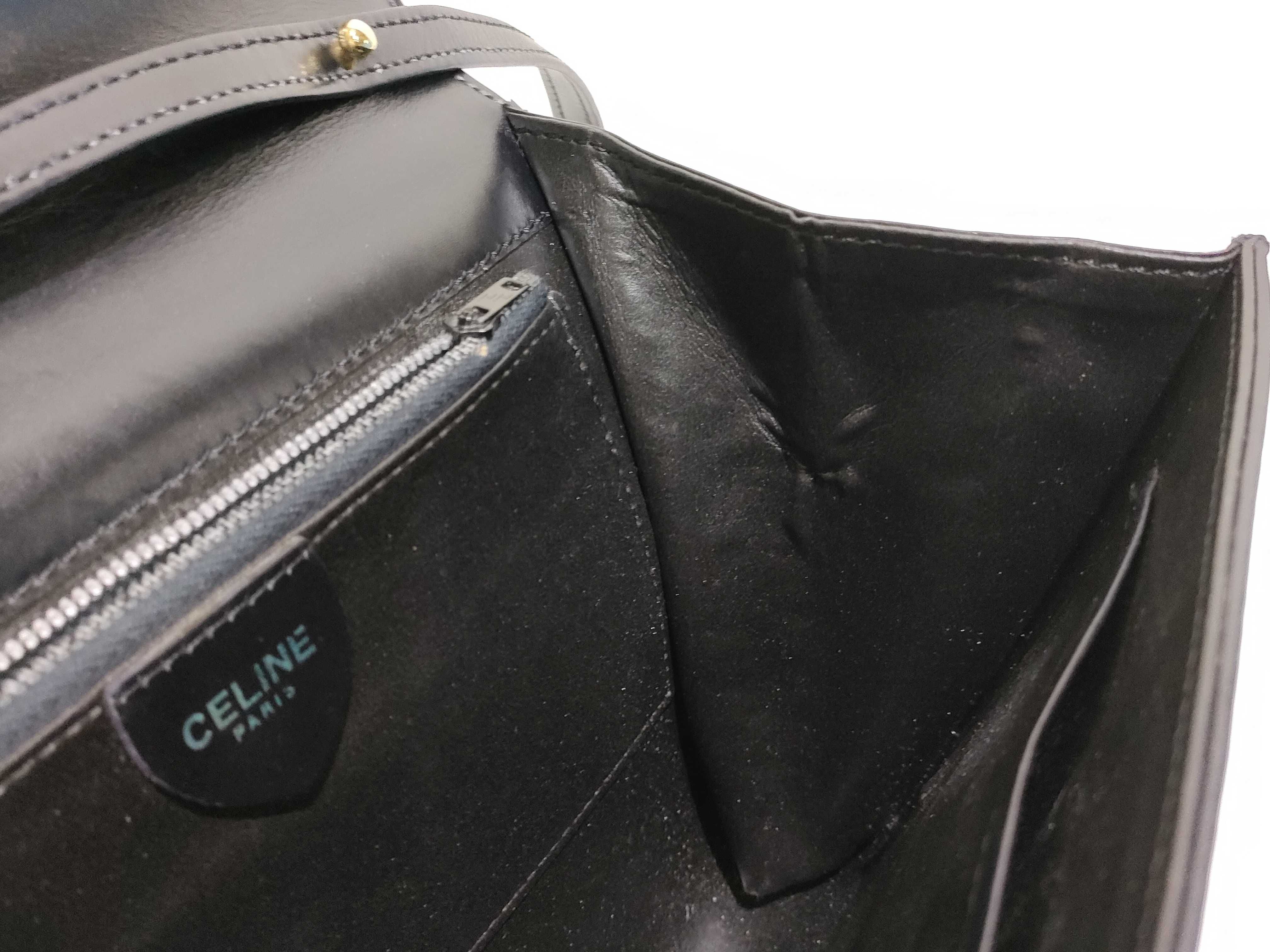 Vintage Old Macadam Triomphe Leather Shoulder Bag — view 11