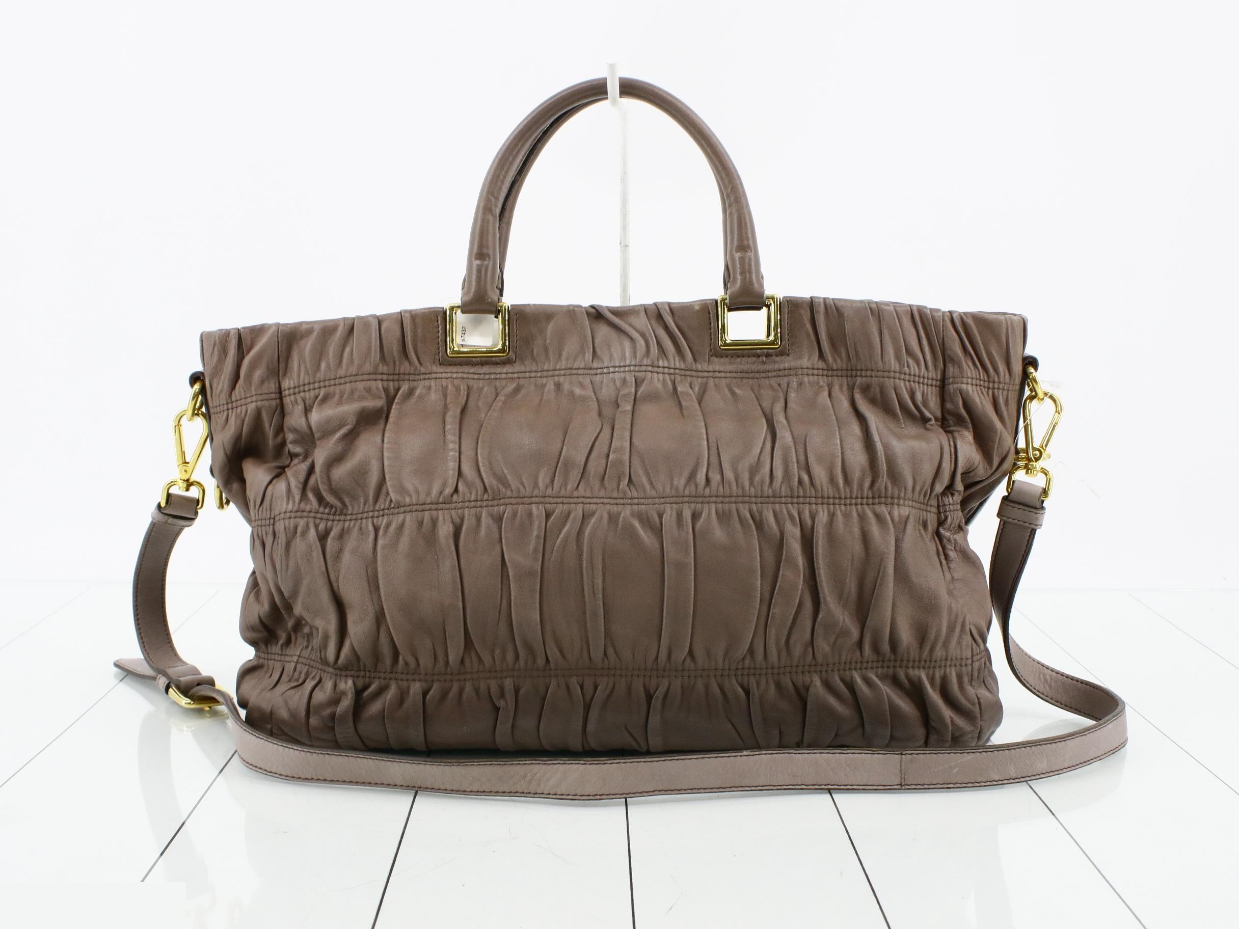 handbag — view 2