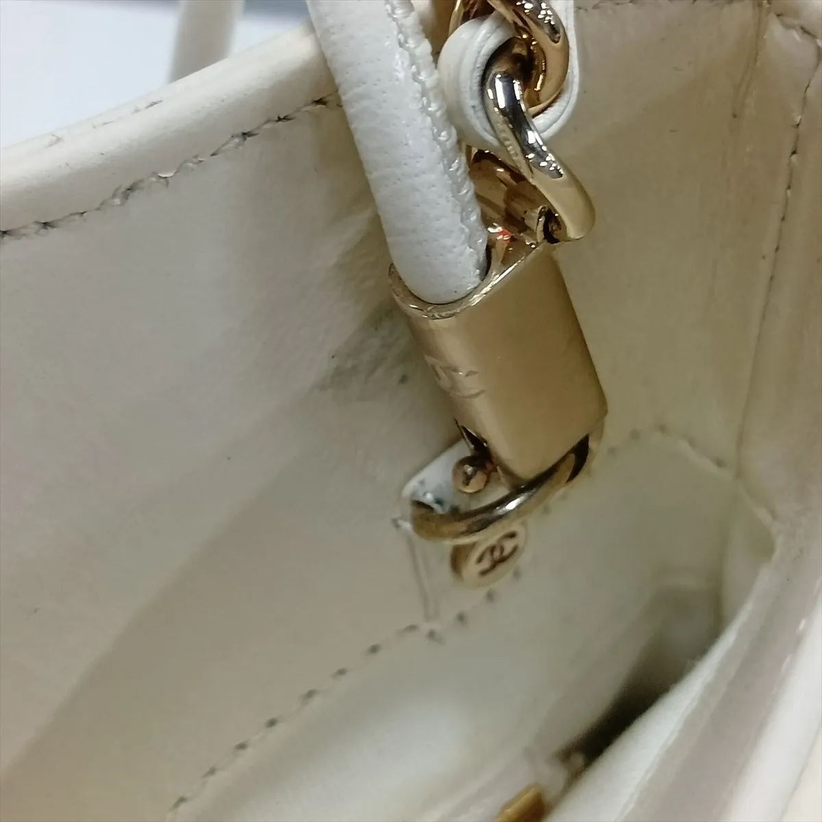 31 Mini Shiny Lambskin 2-Way Handbag, White with Gold Hardware, G5PL54LG, Random Plate, AS4133 — view 10