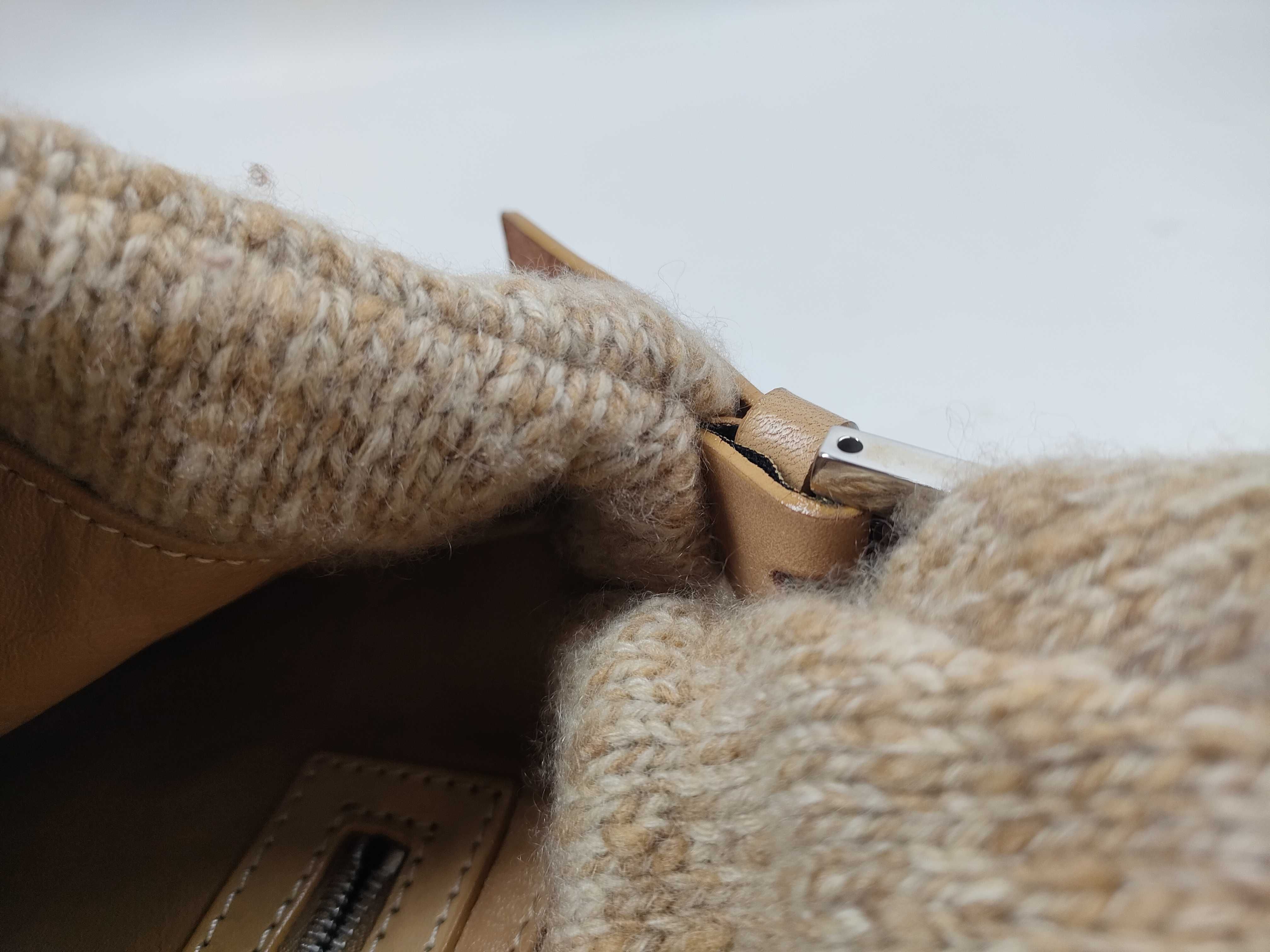 Mamma Bucket Wool Shoulder Bag — view 11
