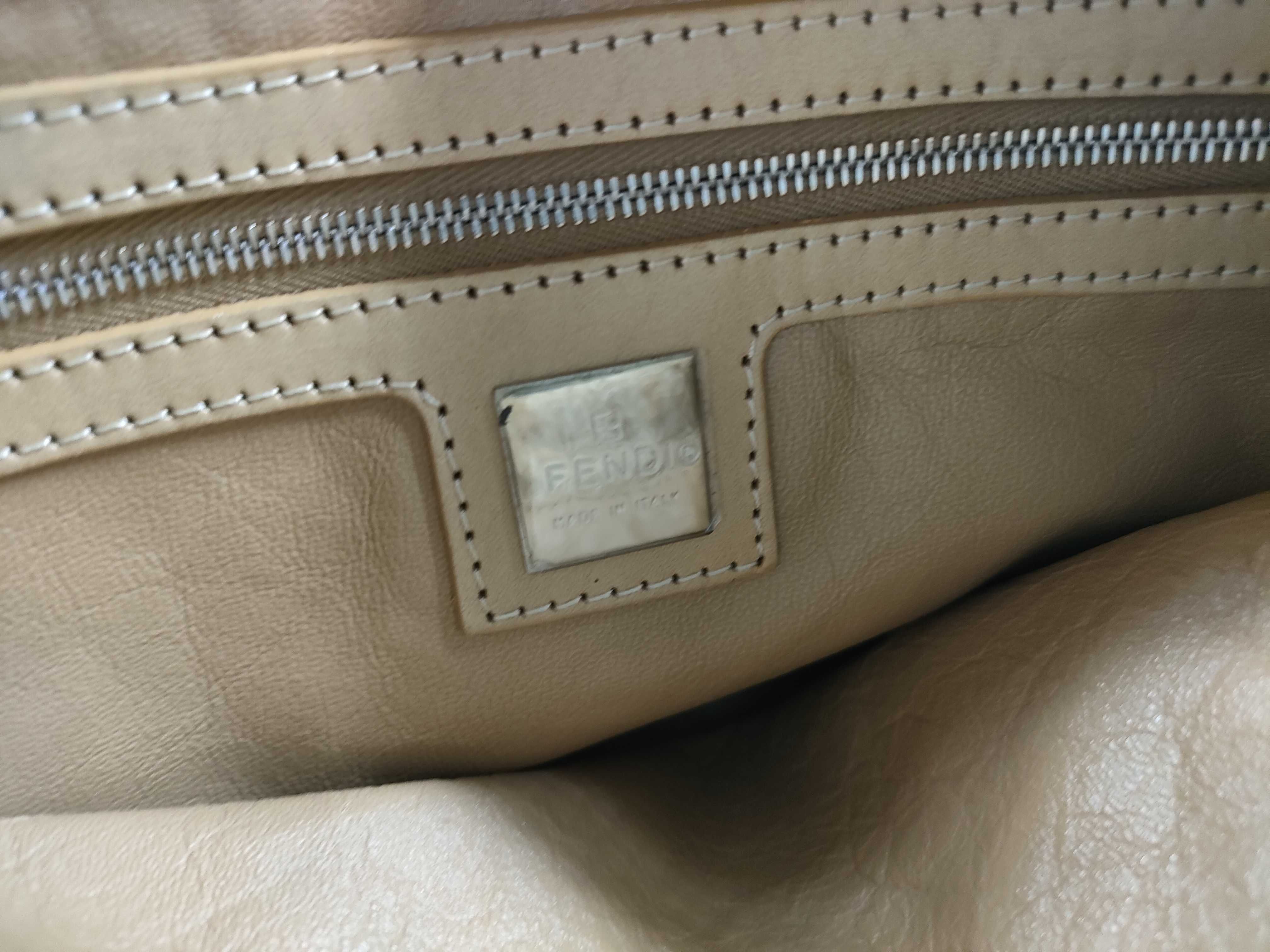 Mamma Bucket Wool Shoulder Bag — view 15