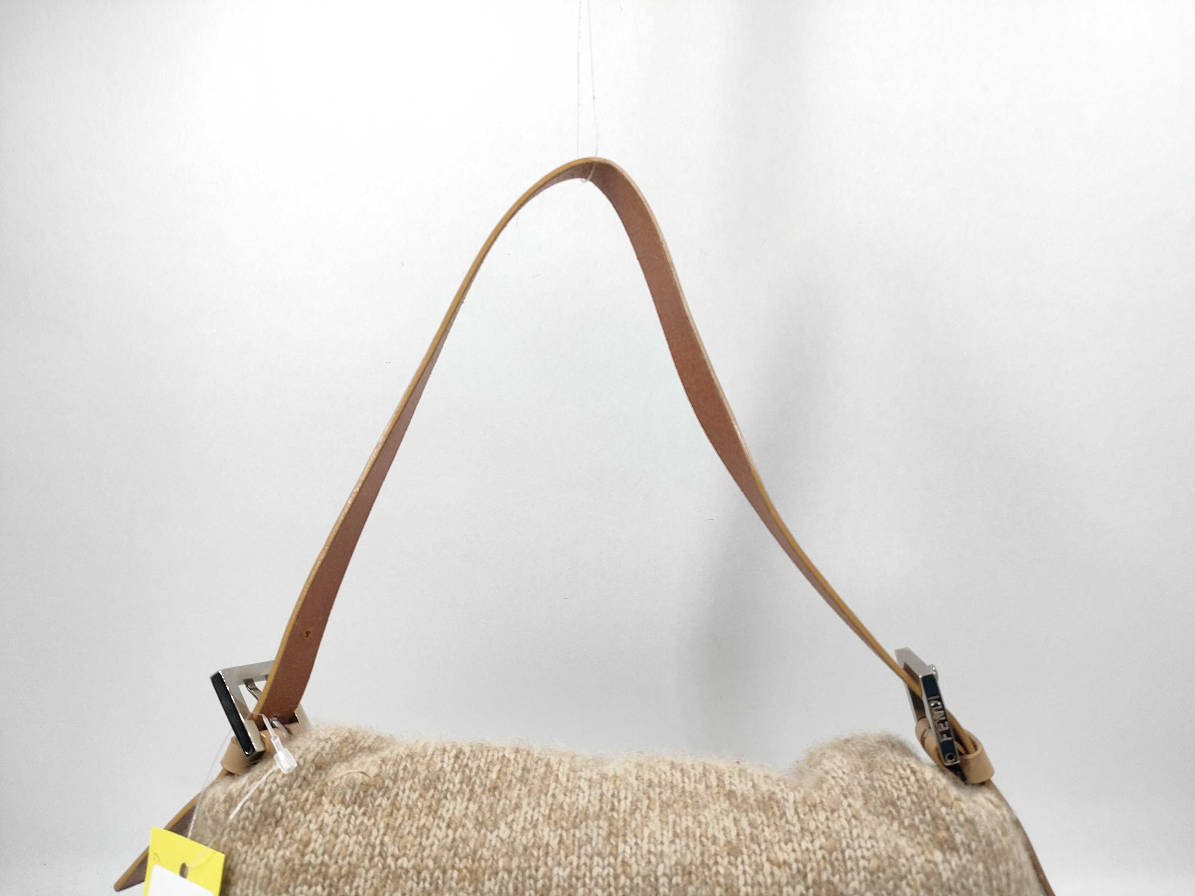 Mamma Bucket Wool Shoulder Bag — view 4