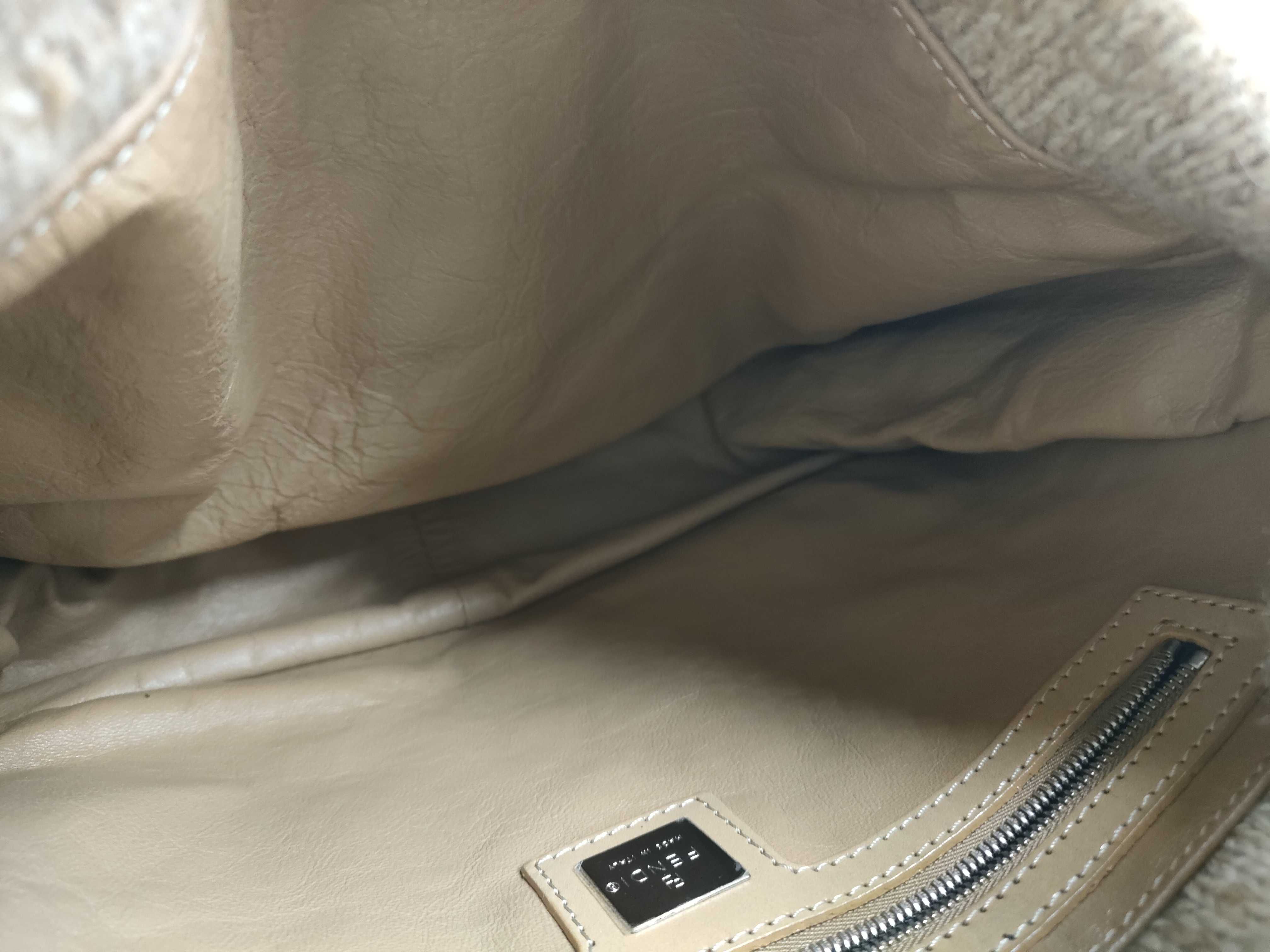 Mamma Bucket Wool Shoulder Bag — view 10