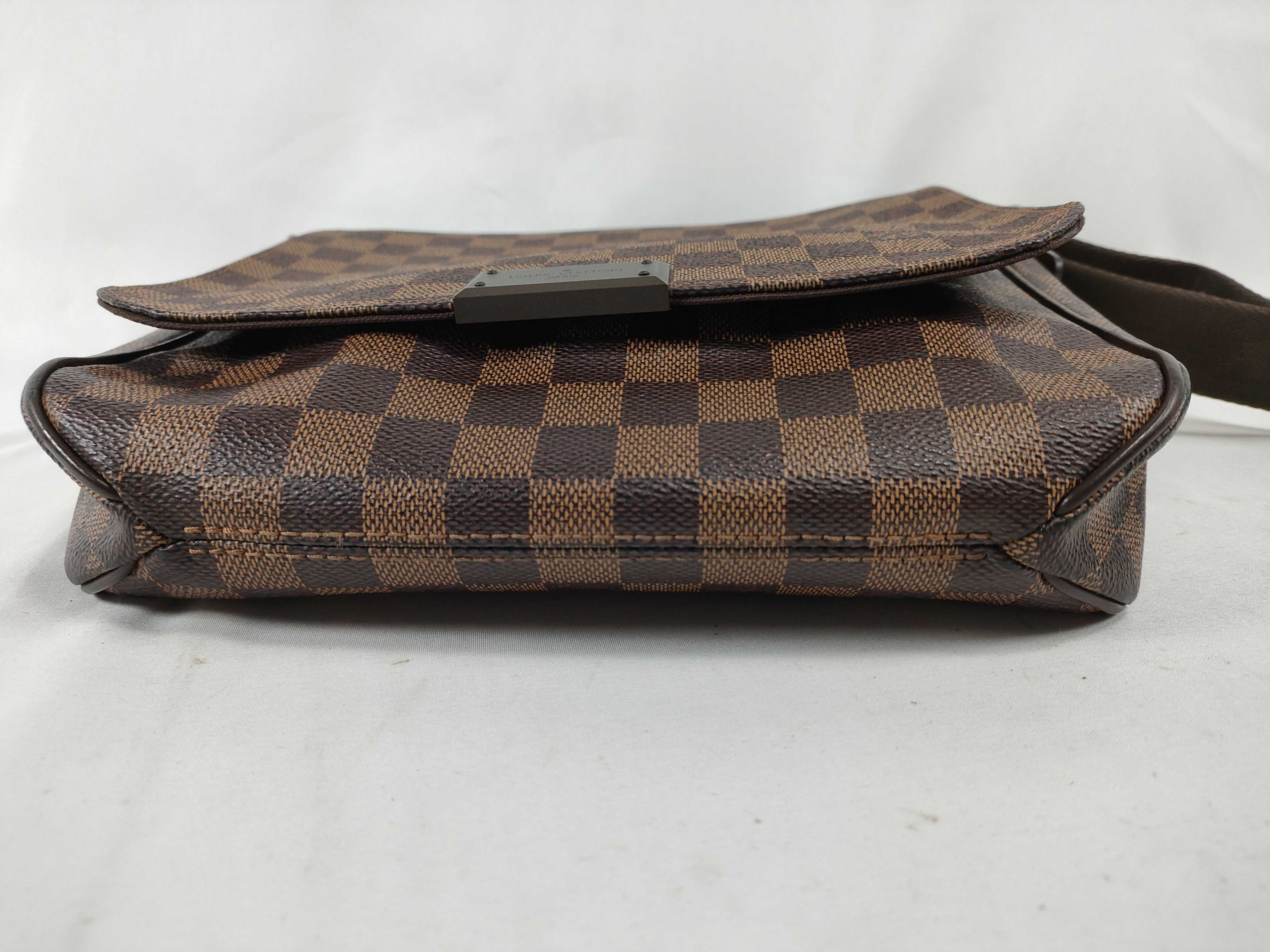 Damier District PM Damier Canvas Brown Shoulder Bag — view 7