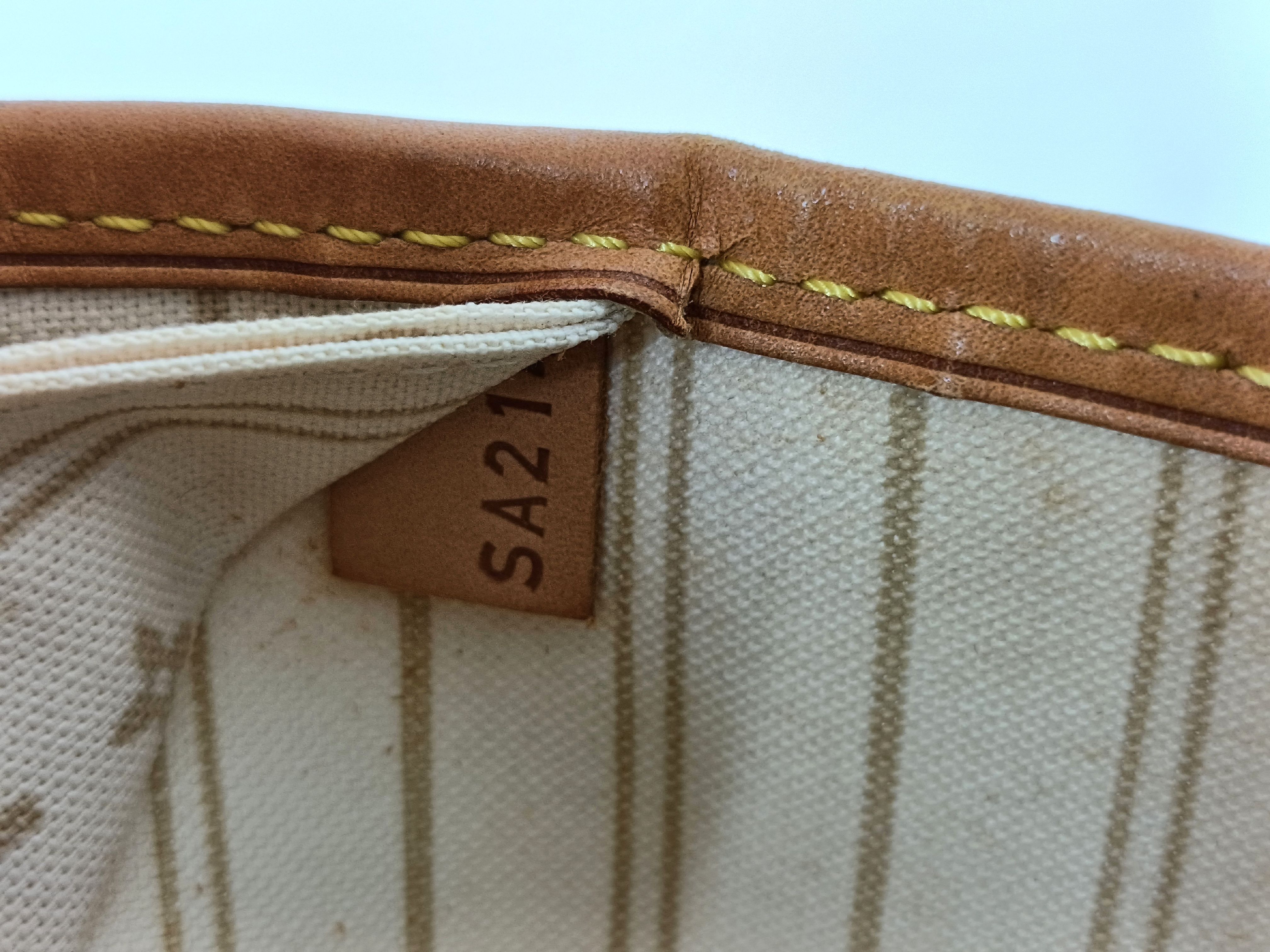 Damier Azur Neverfull MM Tote Bag N51107 SA2141 — view 12