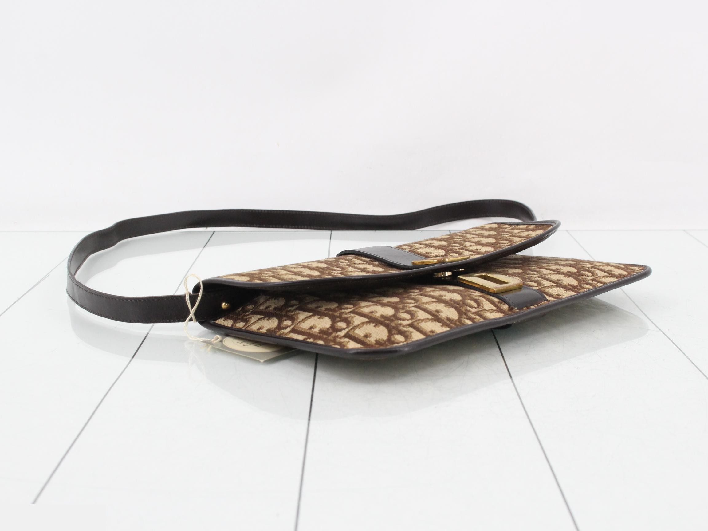 Trotter (bag) - Shoulder bag - Brown — view 5