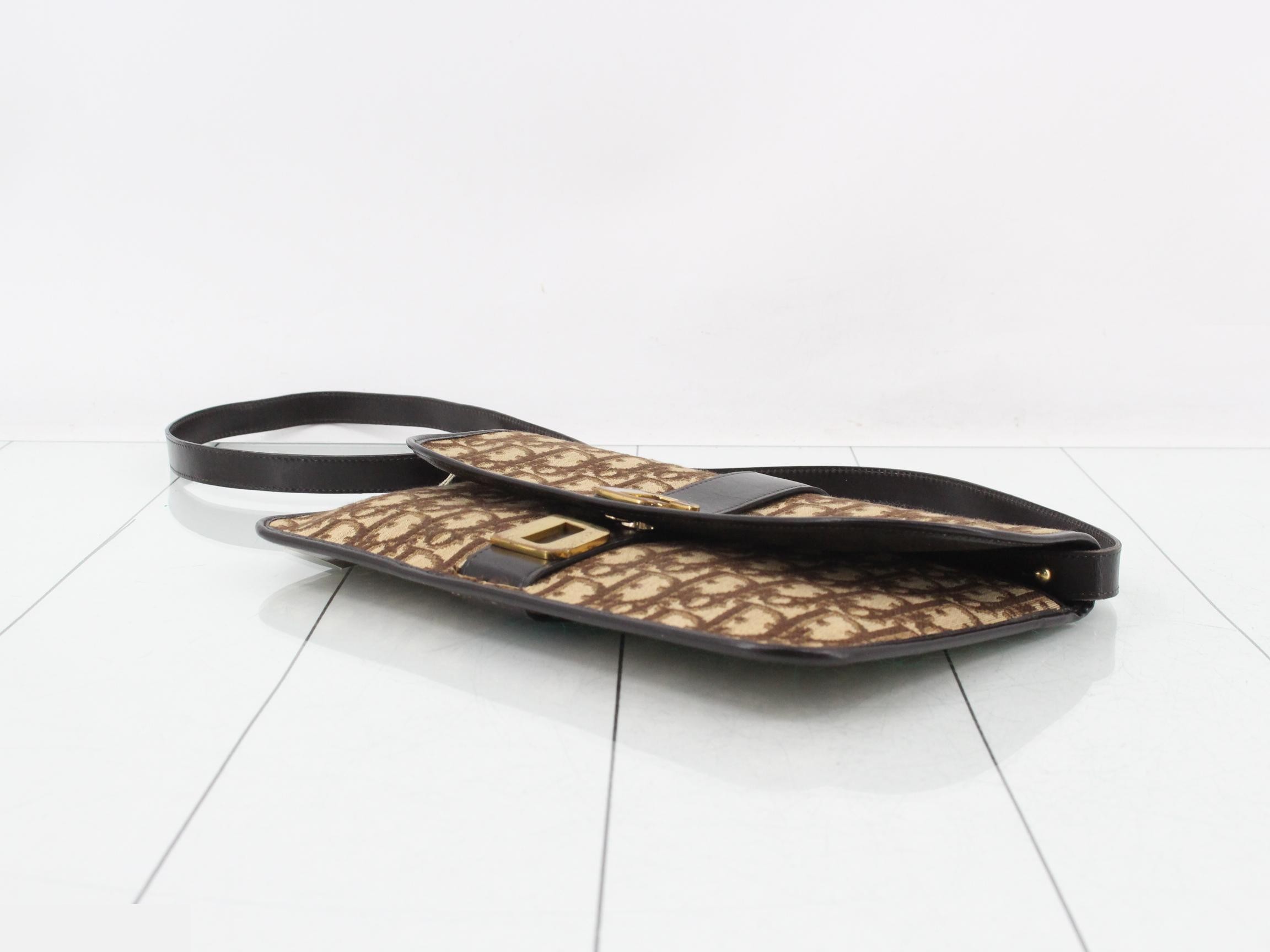 Trotter (bag) - Shoulder bag - Brown — view 6