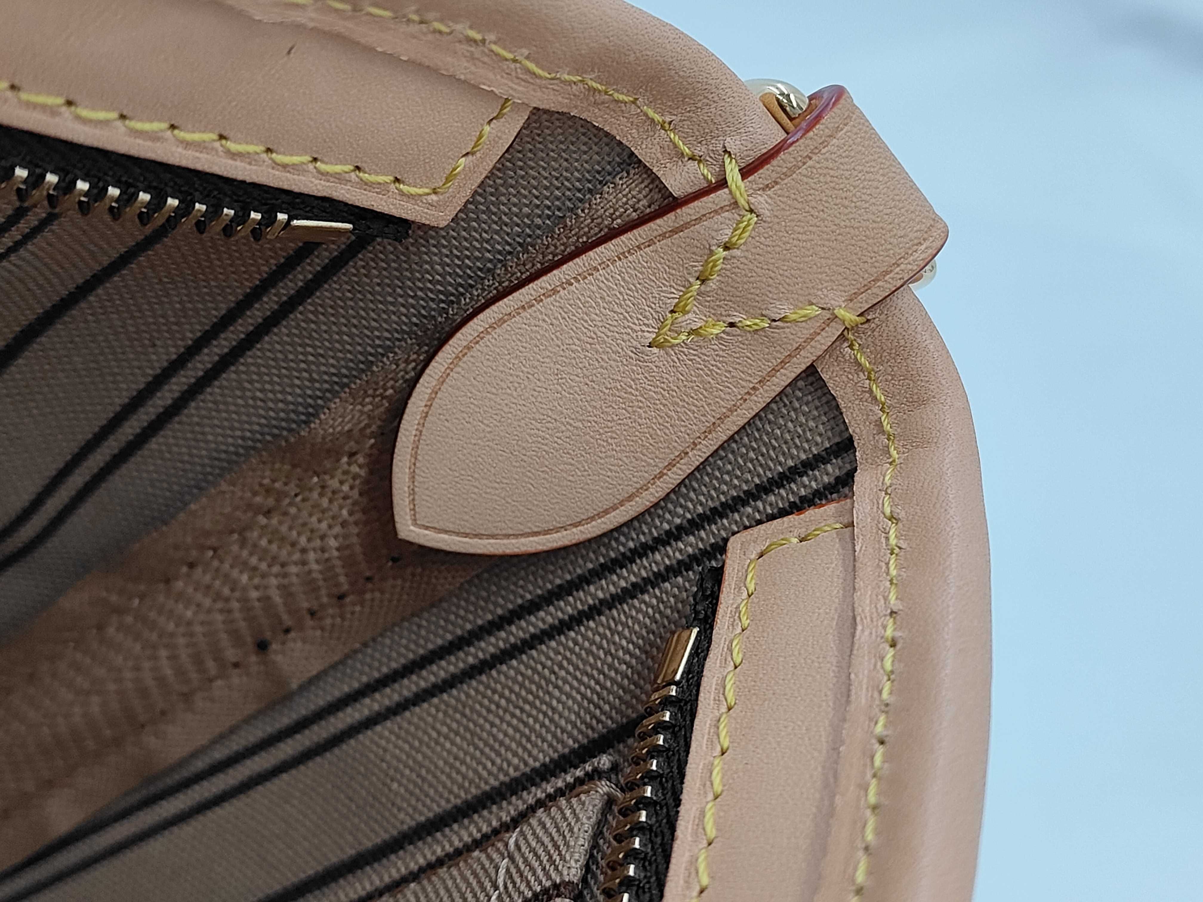 M46705 Neverfull BB Handbag — view 5