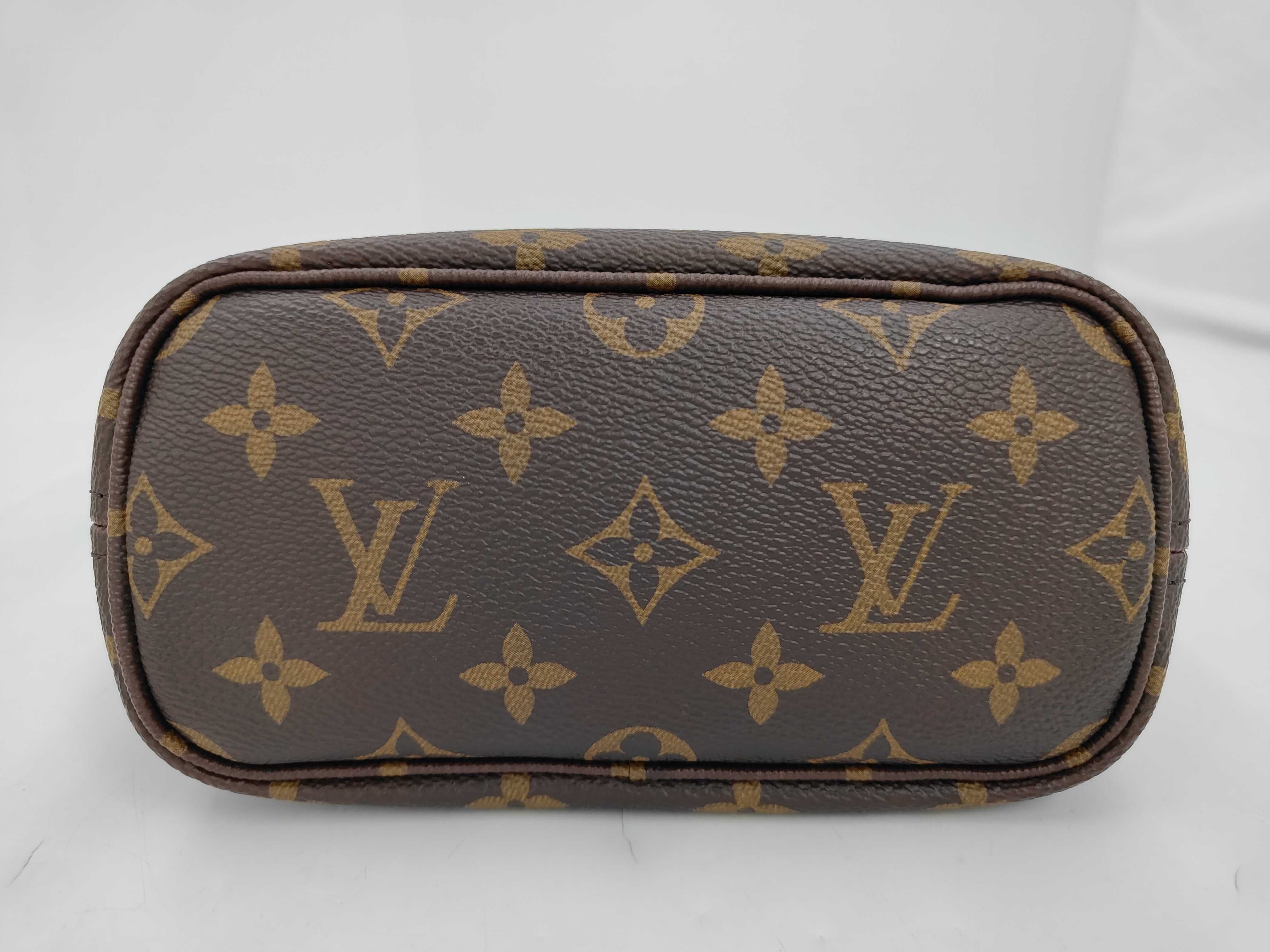 M46705 Neverfull BB Handbag — view 9