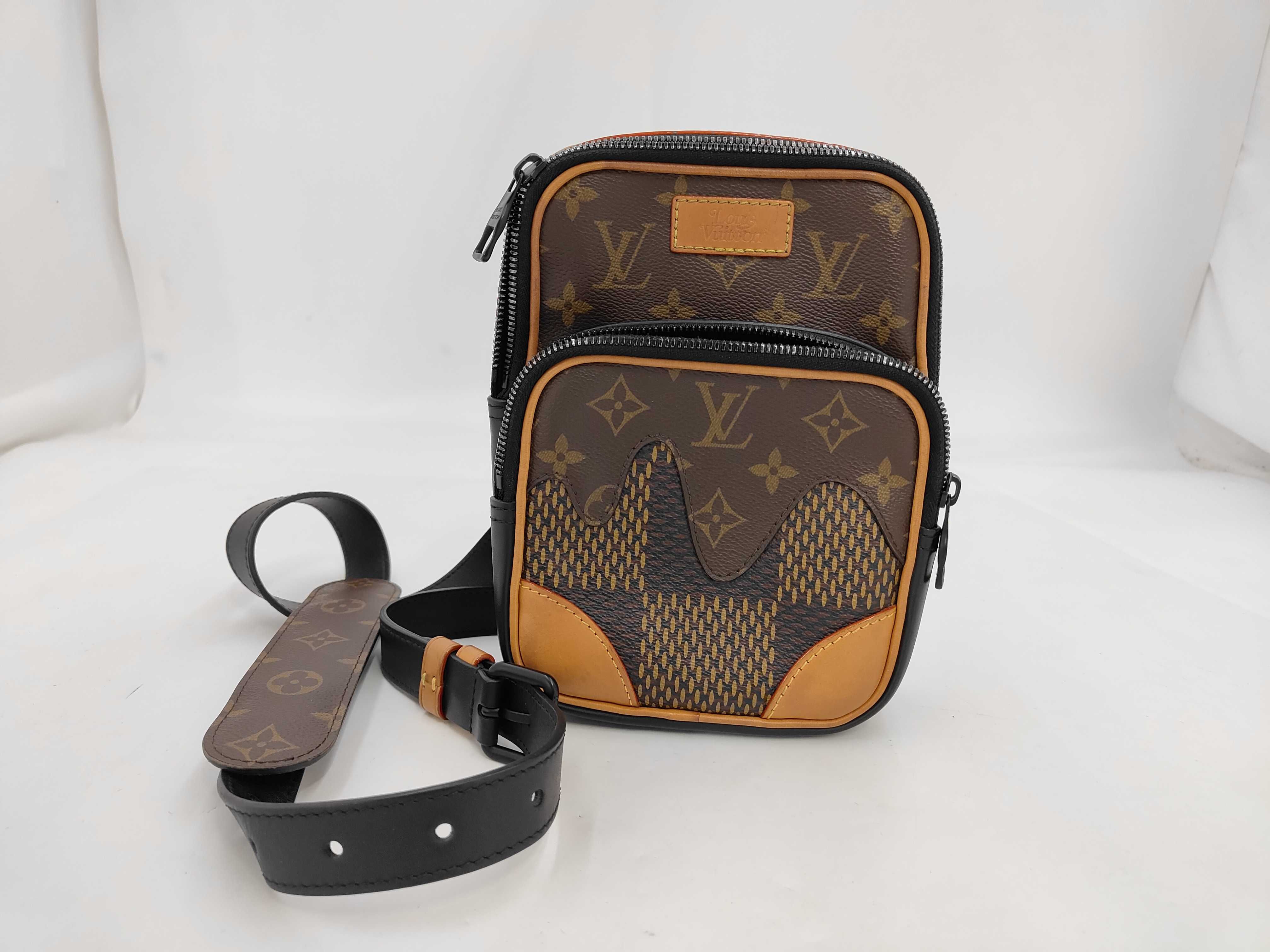 Damier Louis Vuitton NIGO Collaboration Amazon Sling Bag N40379 Shoulder Bag