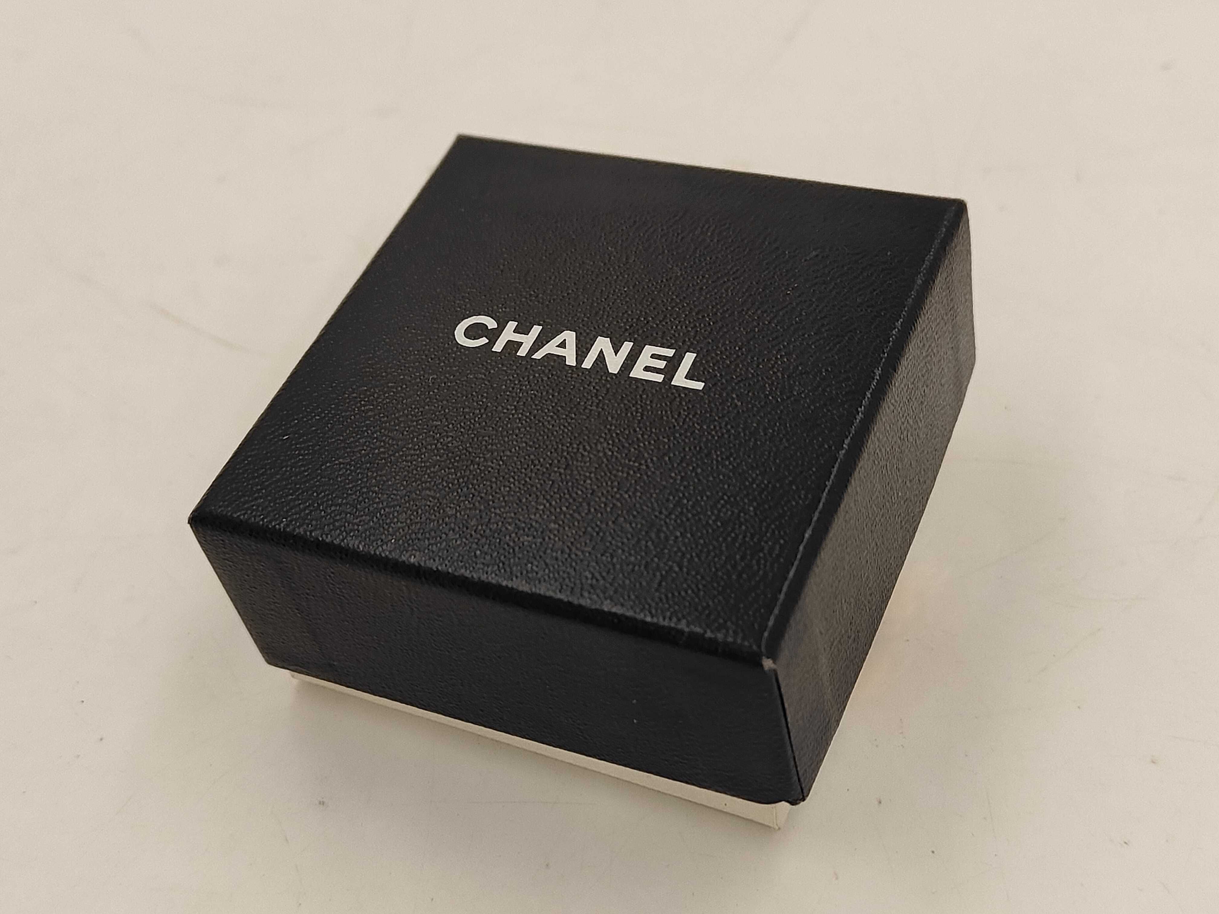 04A Pearl / Earrings / GP Earrings — view 7