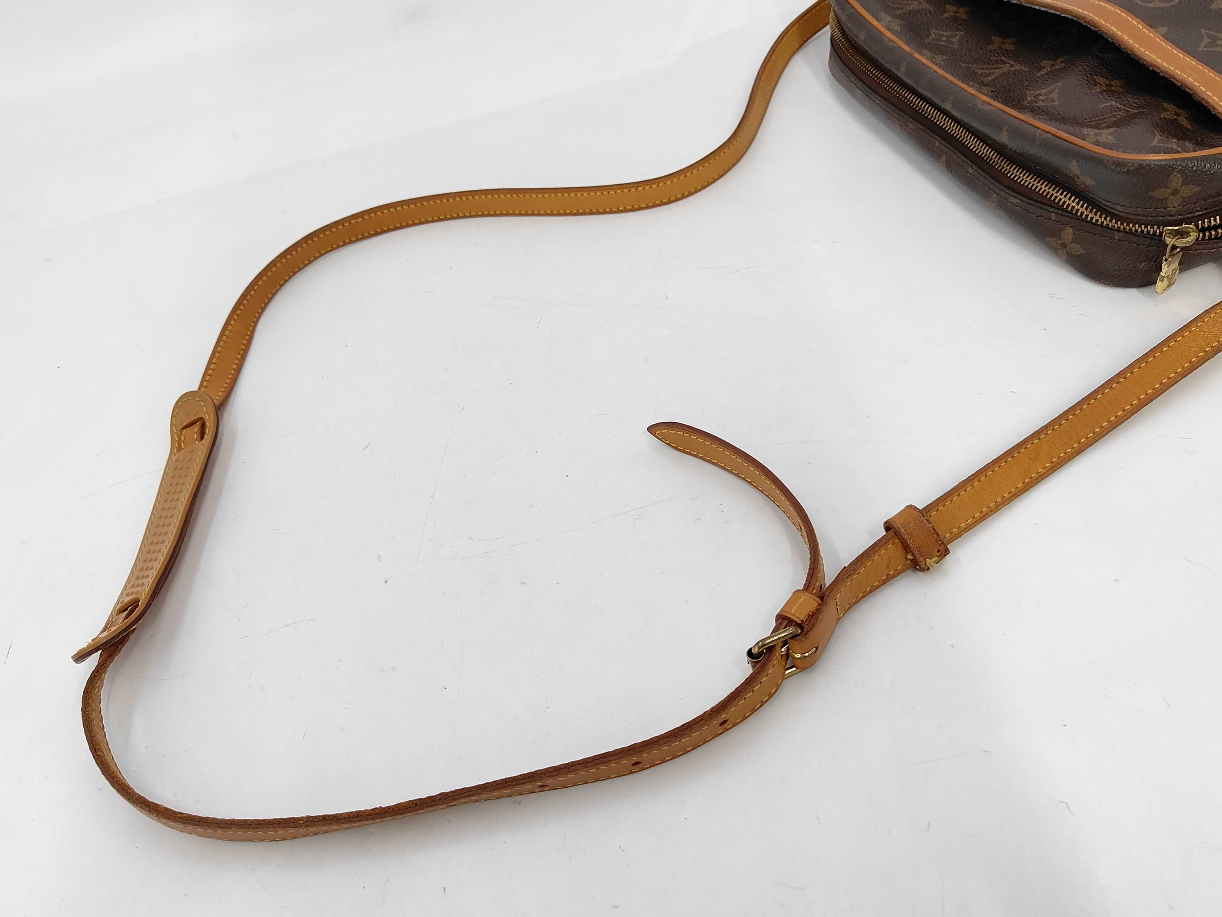 Monogram LV Monogram Trocadero Shoulder Bag — view 3