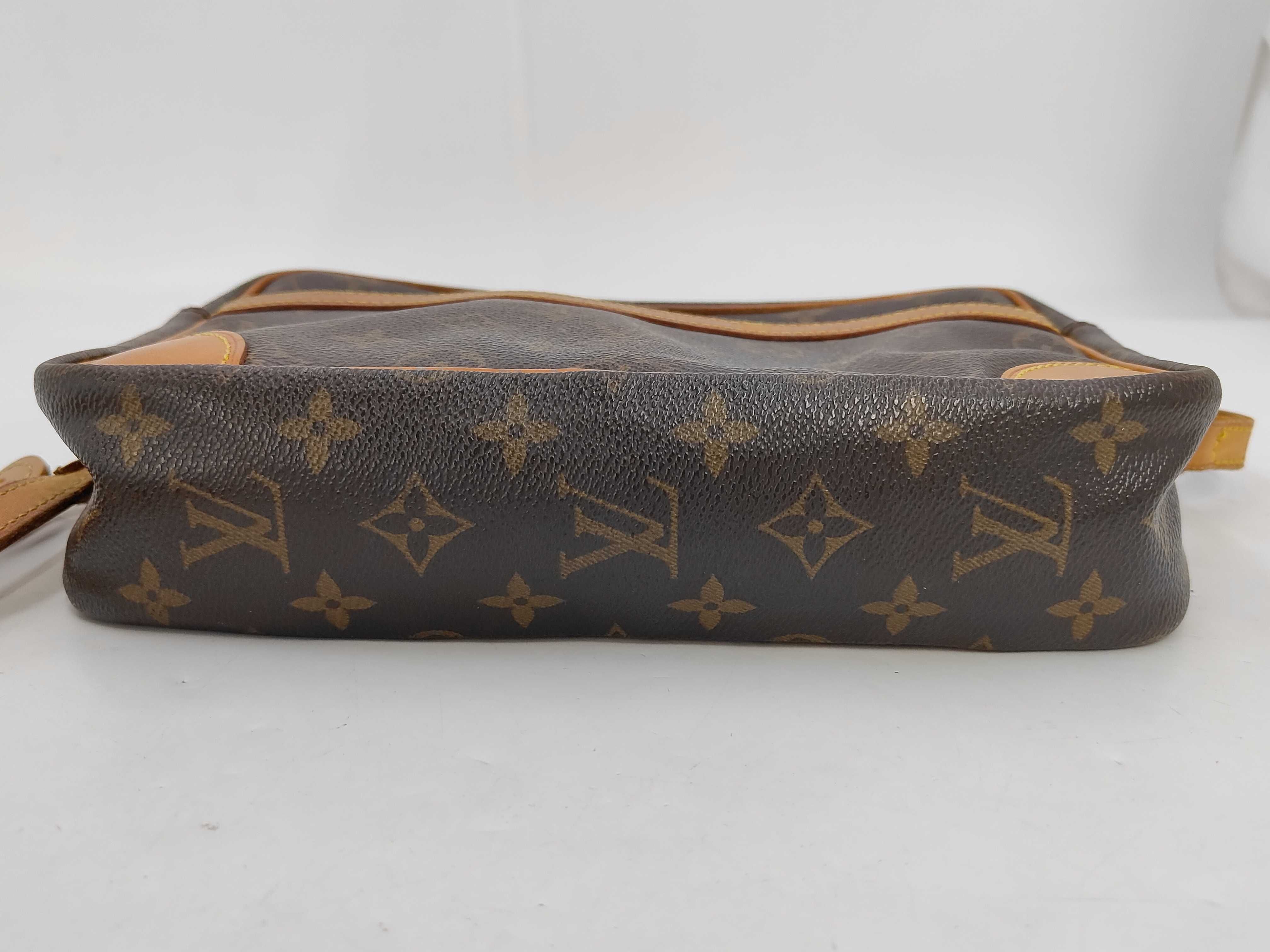 Monogram LV Monogram Trocadero Shoulder Bag — view 7